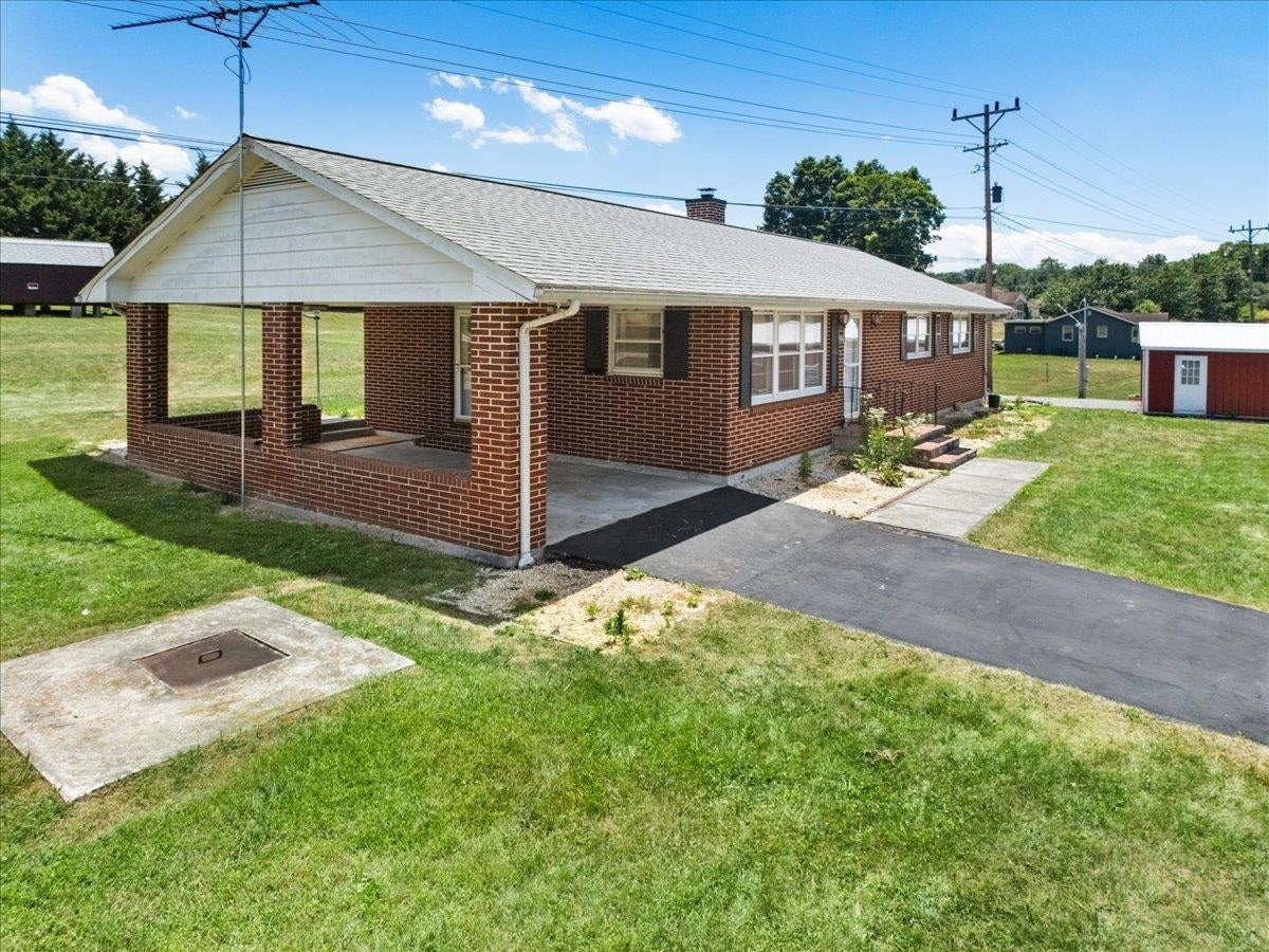 5662 OLD ROUTE 11 Road, Dublin, VA 24084