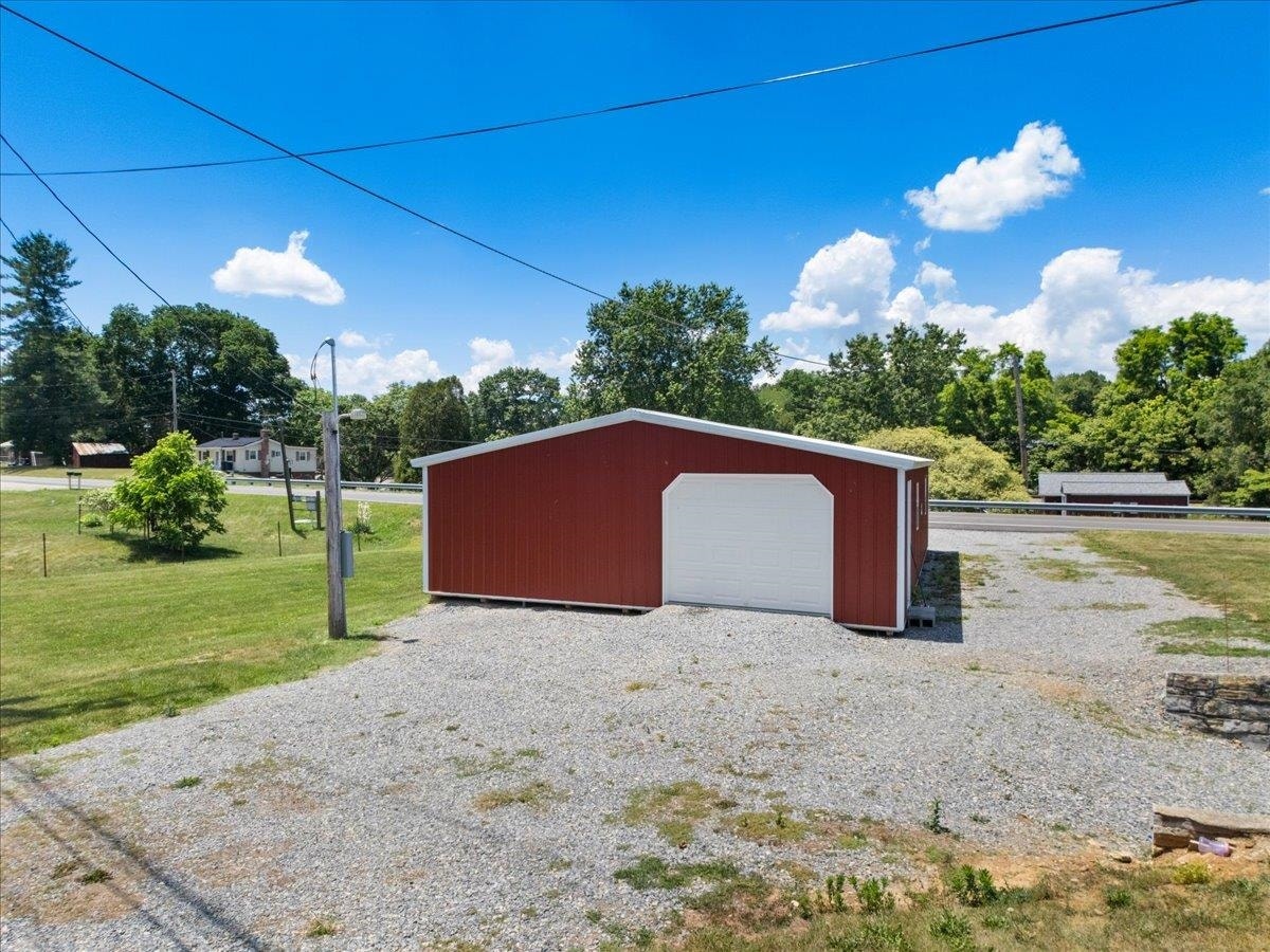 5662 OLD ROUTE 11 Road, Dublin, VA 24084