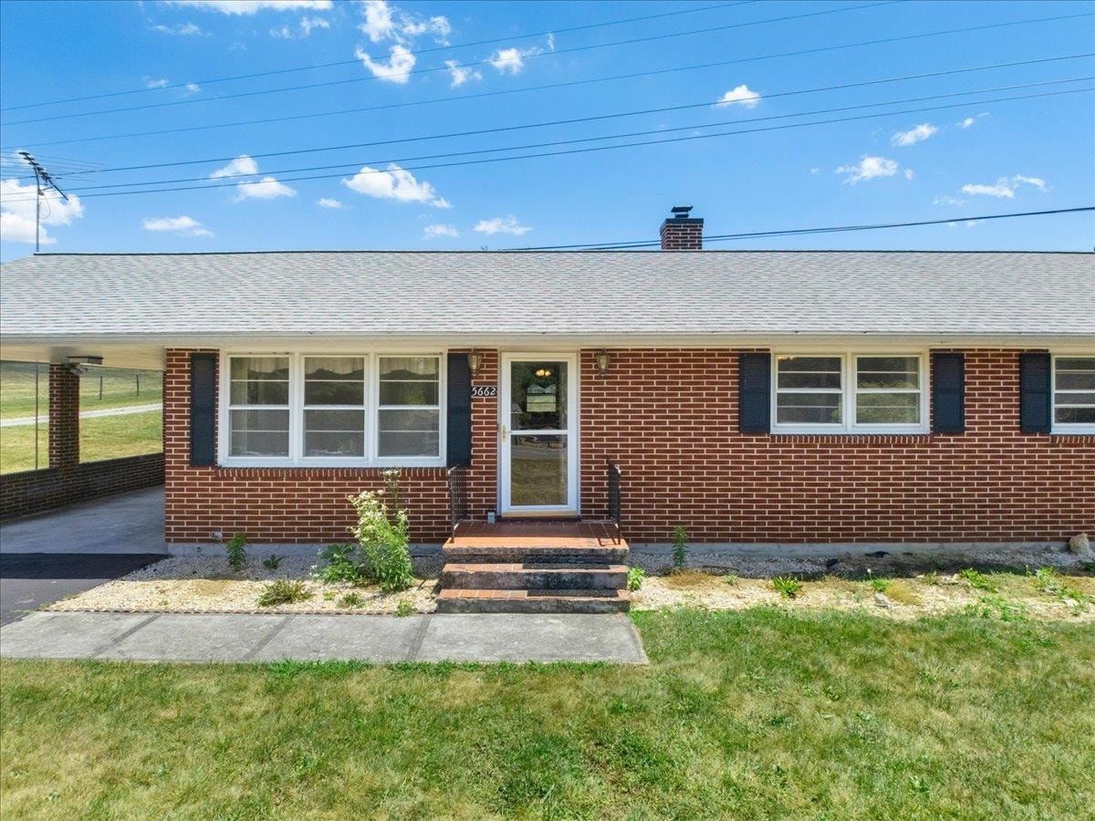 5662 OLD ROUTE 11 Road, Dublin, VA 24084