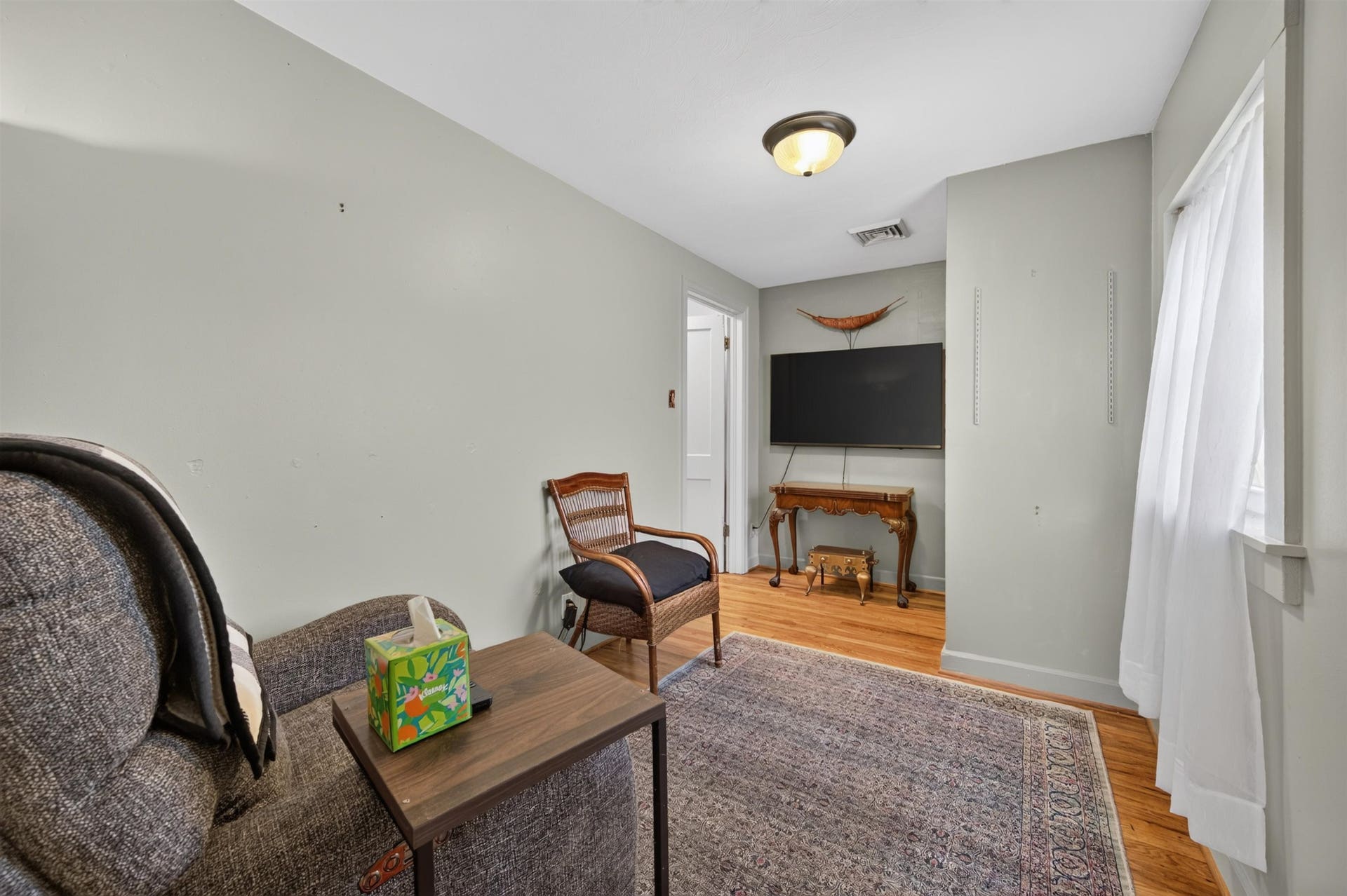 5932 Virginia Avenue, Pembroke, VA 24136