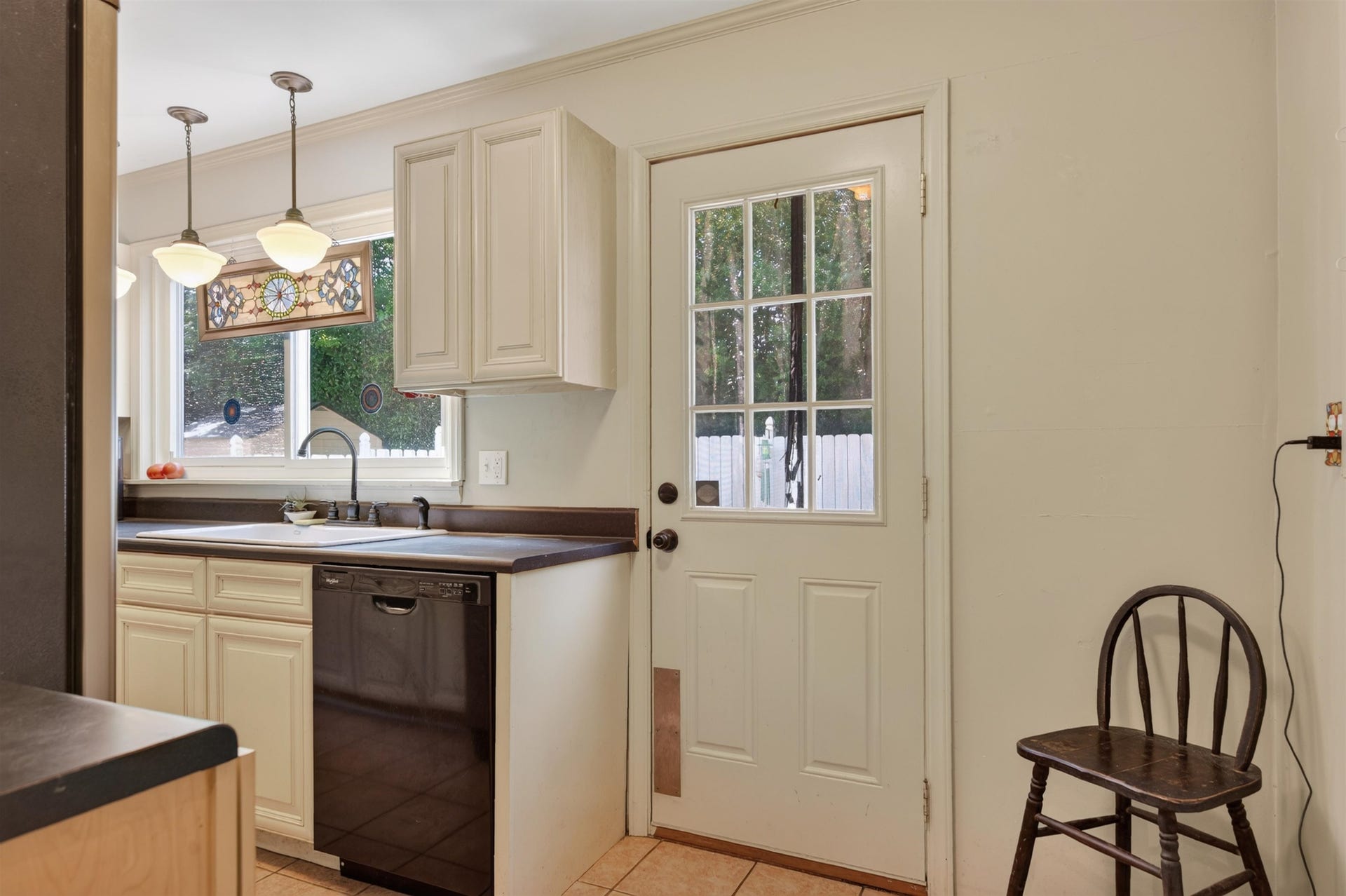 5932 Virginia Avenue, Pembroke, VA 24136