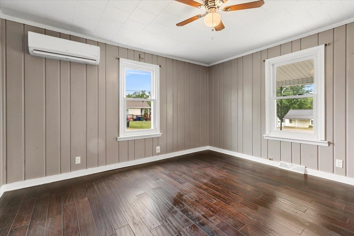 690 Harless Street, Christiansburg, VA 24073