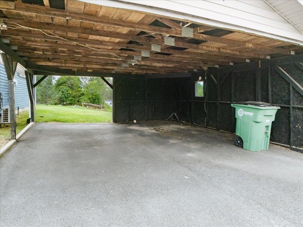 690 Harless Street, Christiansburg, VA 24073