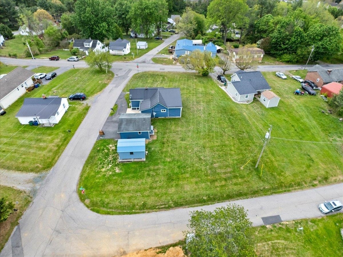 690 Harless Street, Christiansburg, VA 24073
