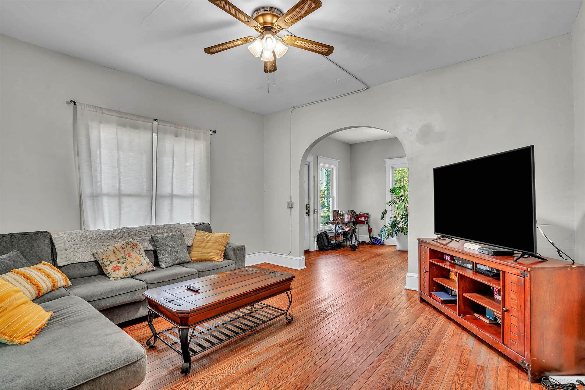 1313 Grove Avenue, Radford, VA 24141