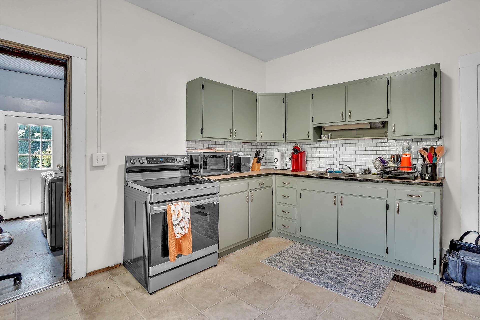 1313 Grove Avenue, Radford, VA 24141