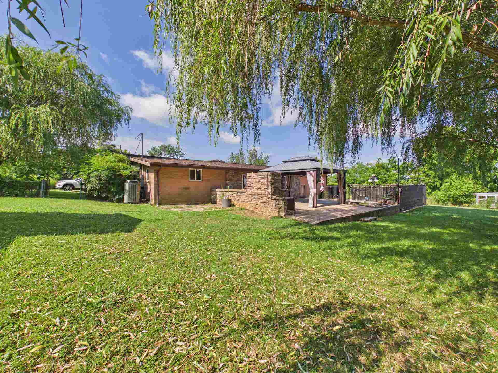 506 Denby Street, Radford, VA 24141