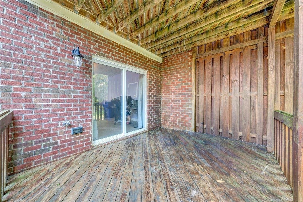 1165 Oak Tree Boulevard, Christiansburg, VA 24073
