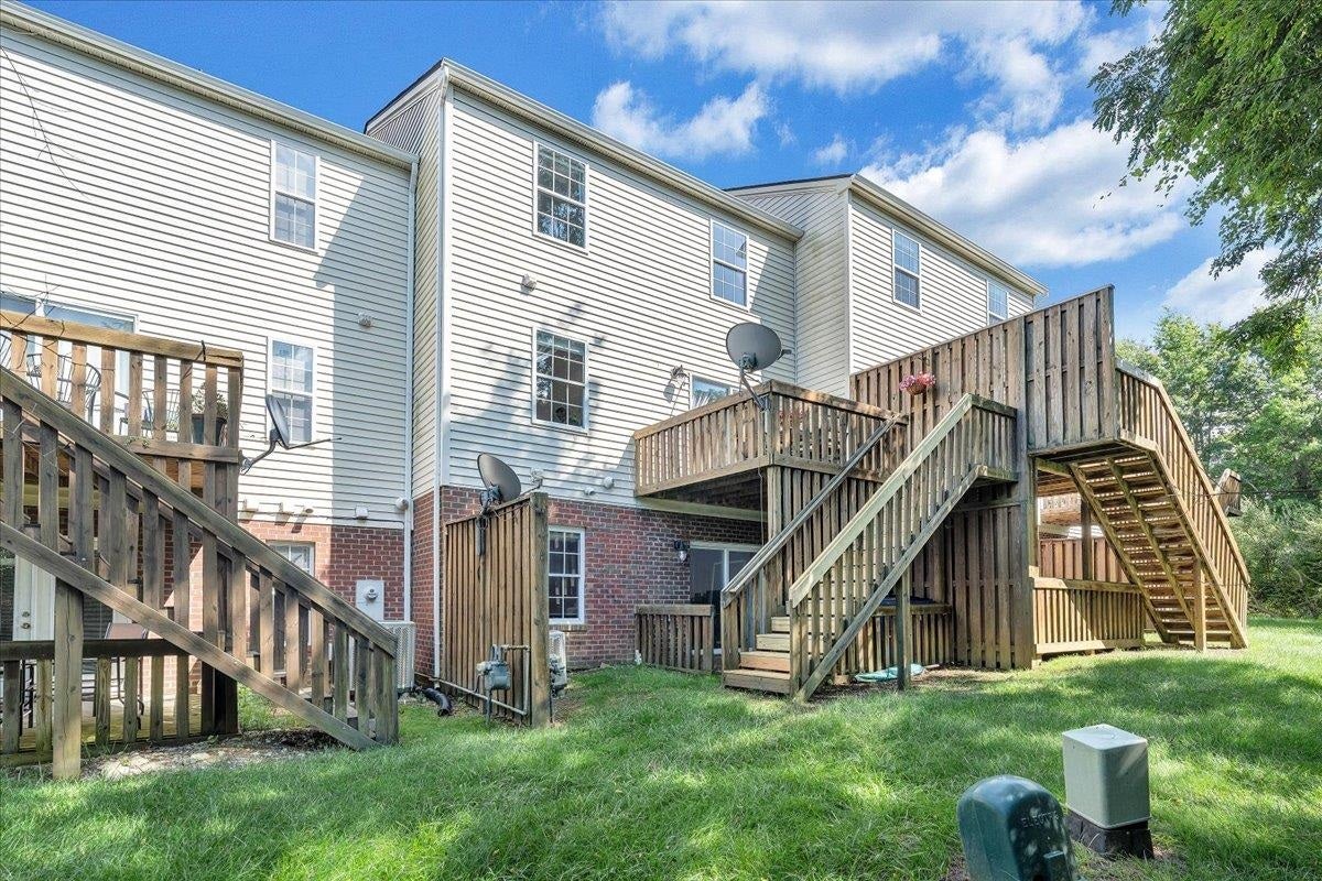 1165 Oak Tree Boulevard, Christiansburg, VA 24073