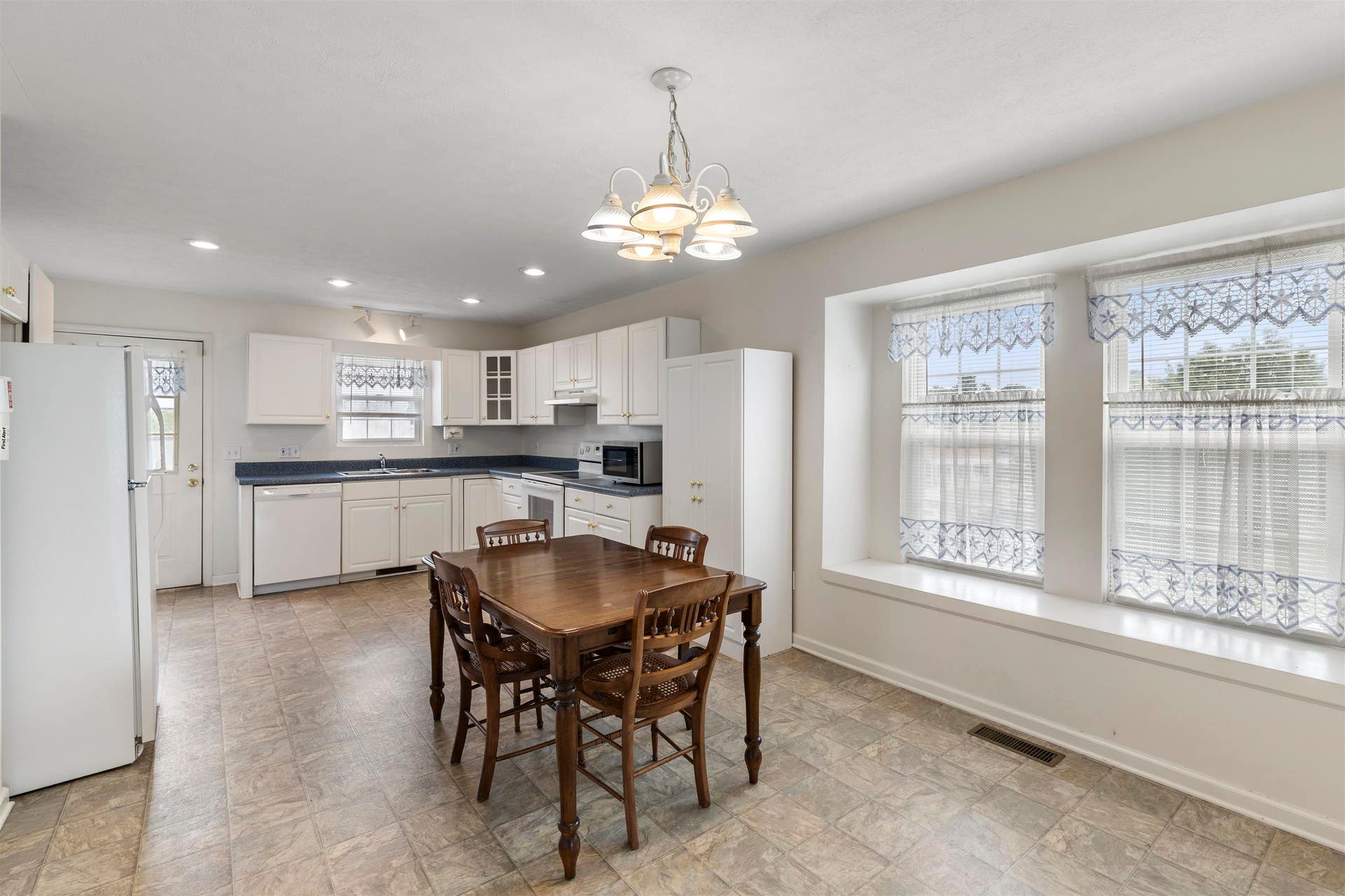 115 DARCI Drive, Christiansburg, VA 24073