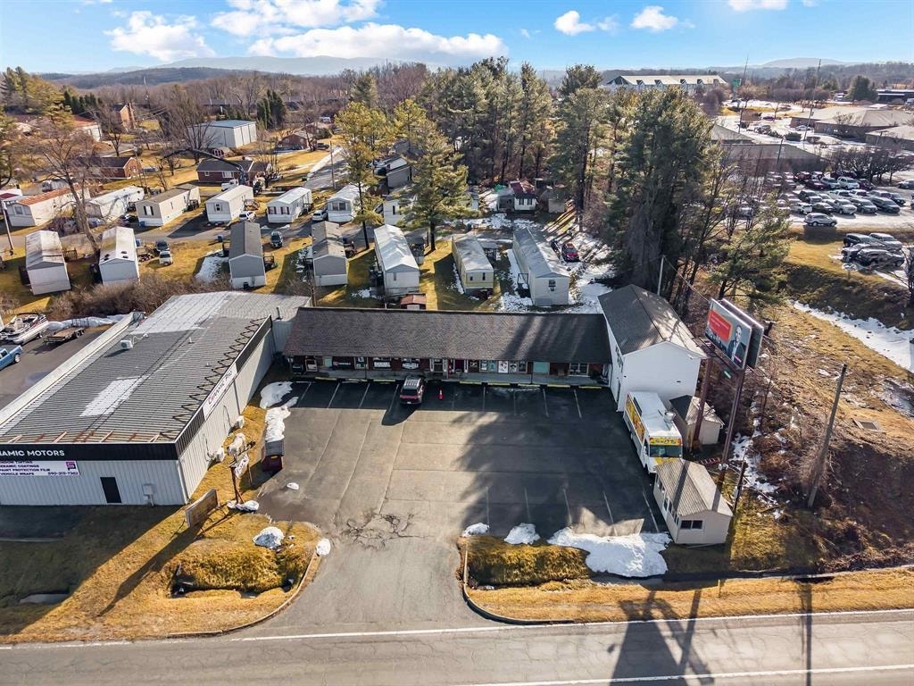 3015 Franklin Street, Christiansburg, VA 24073