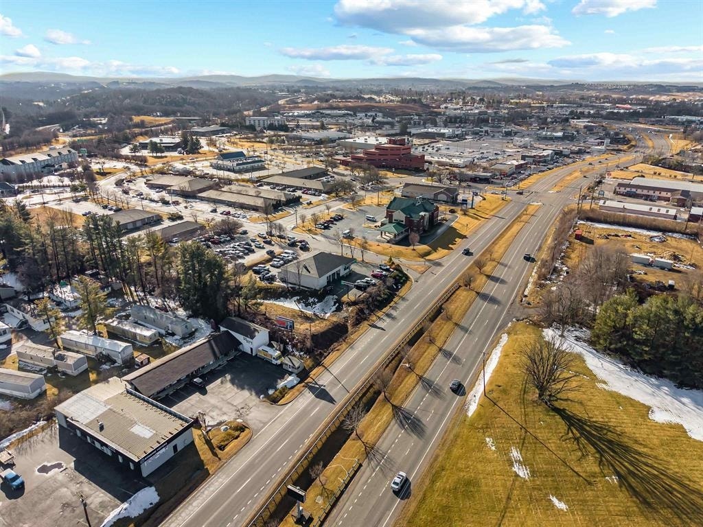 3015 Franklin Street, Christiansburg, VA 24073
