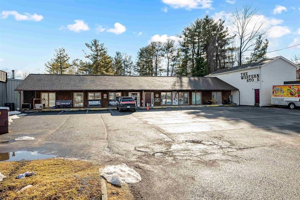 3015 Franklin Street, Christiansburg, VA 24073