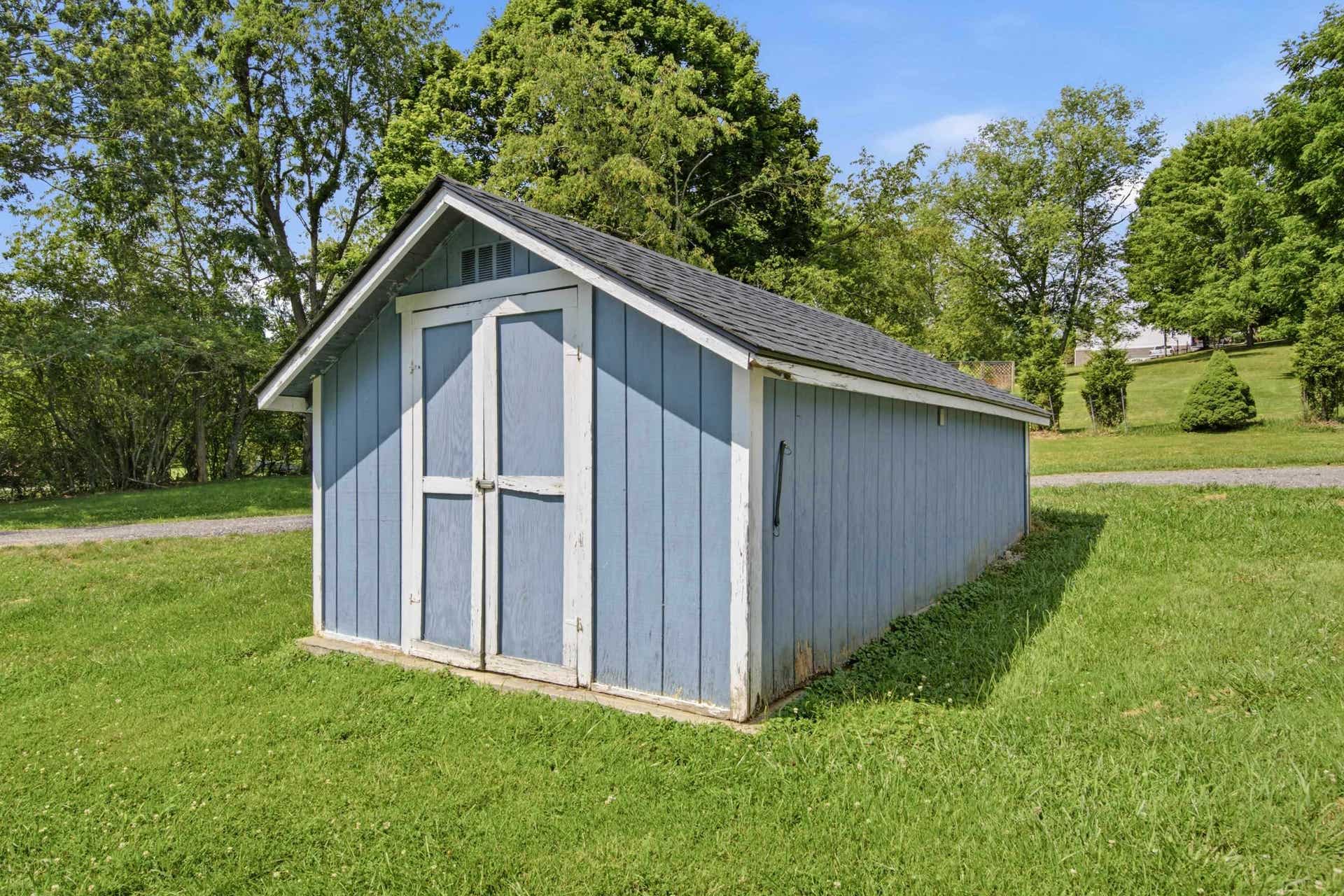 1752 Mt Tabor Road, Blacksburg, VA 24060