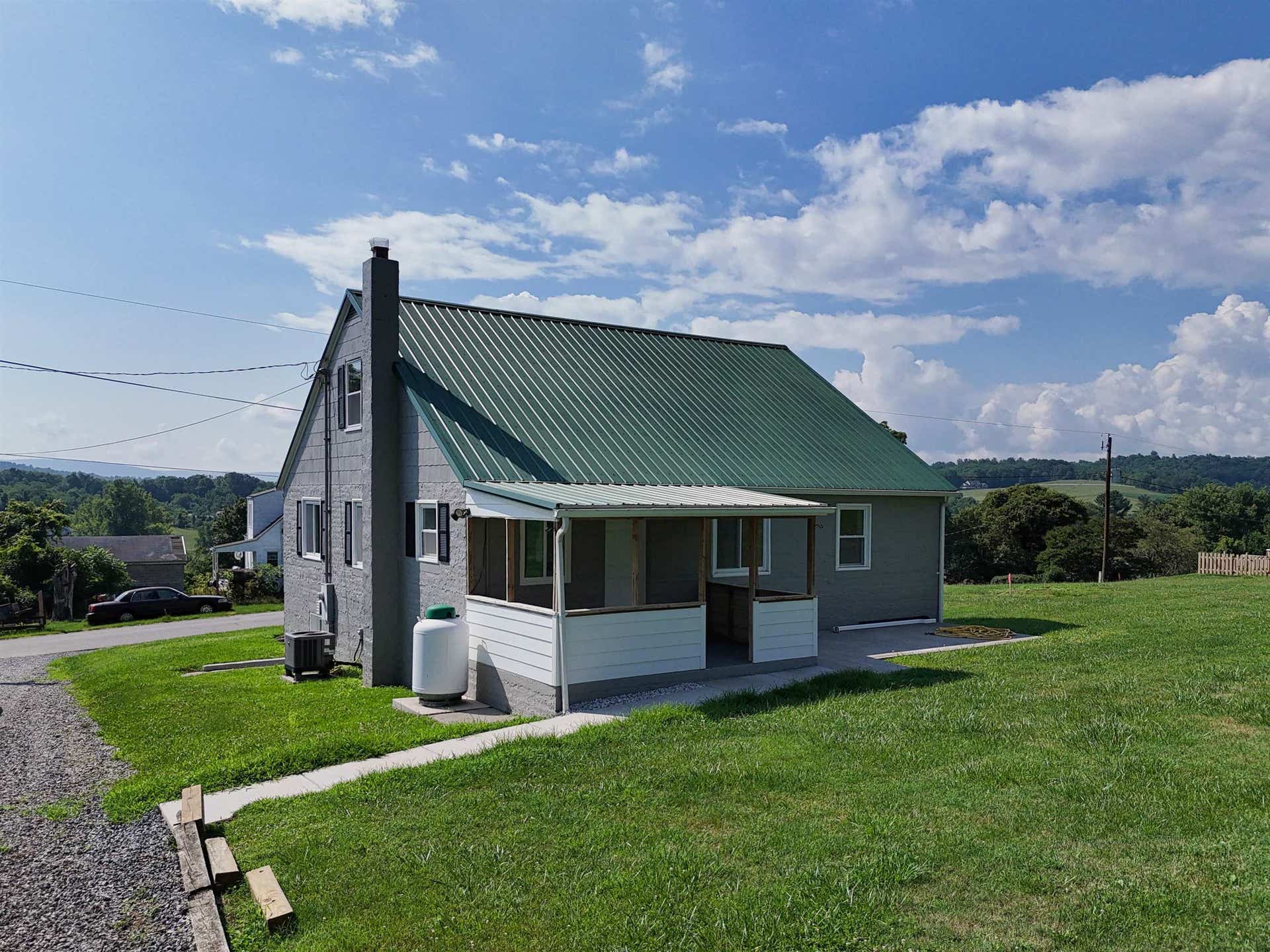 501 CEDAR Drive, Ripplemead, VA 24150