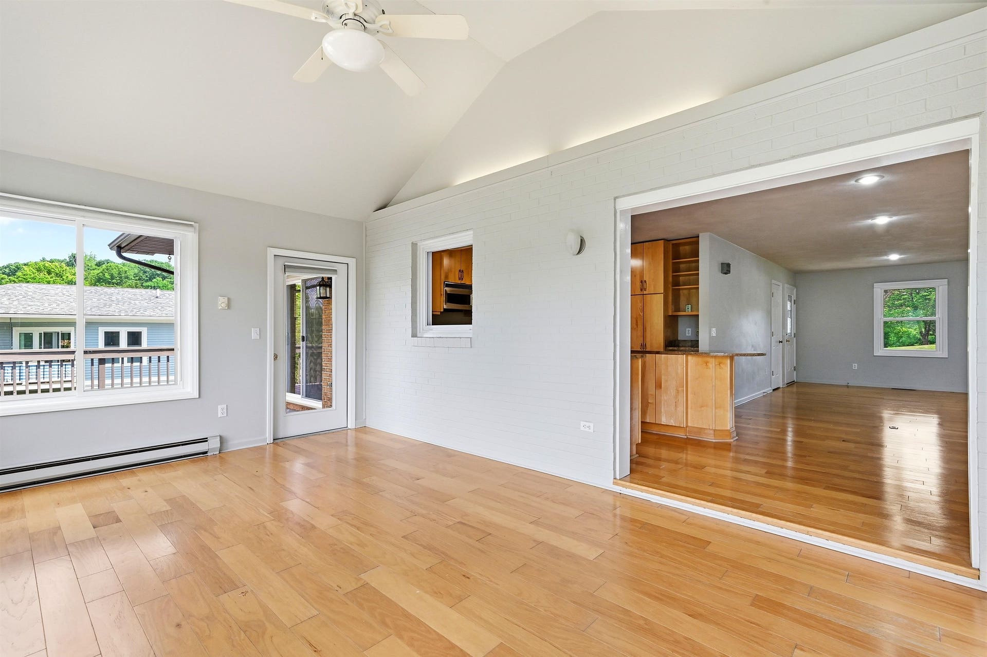 1729 MOUNTAINSIDE Drive, Blacksburg, VA 24060