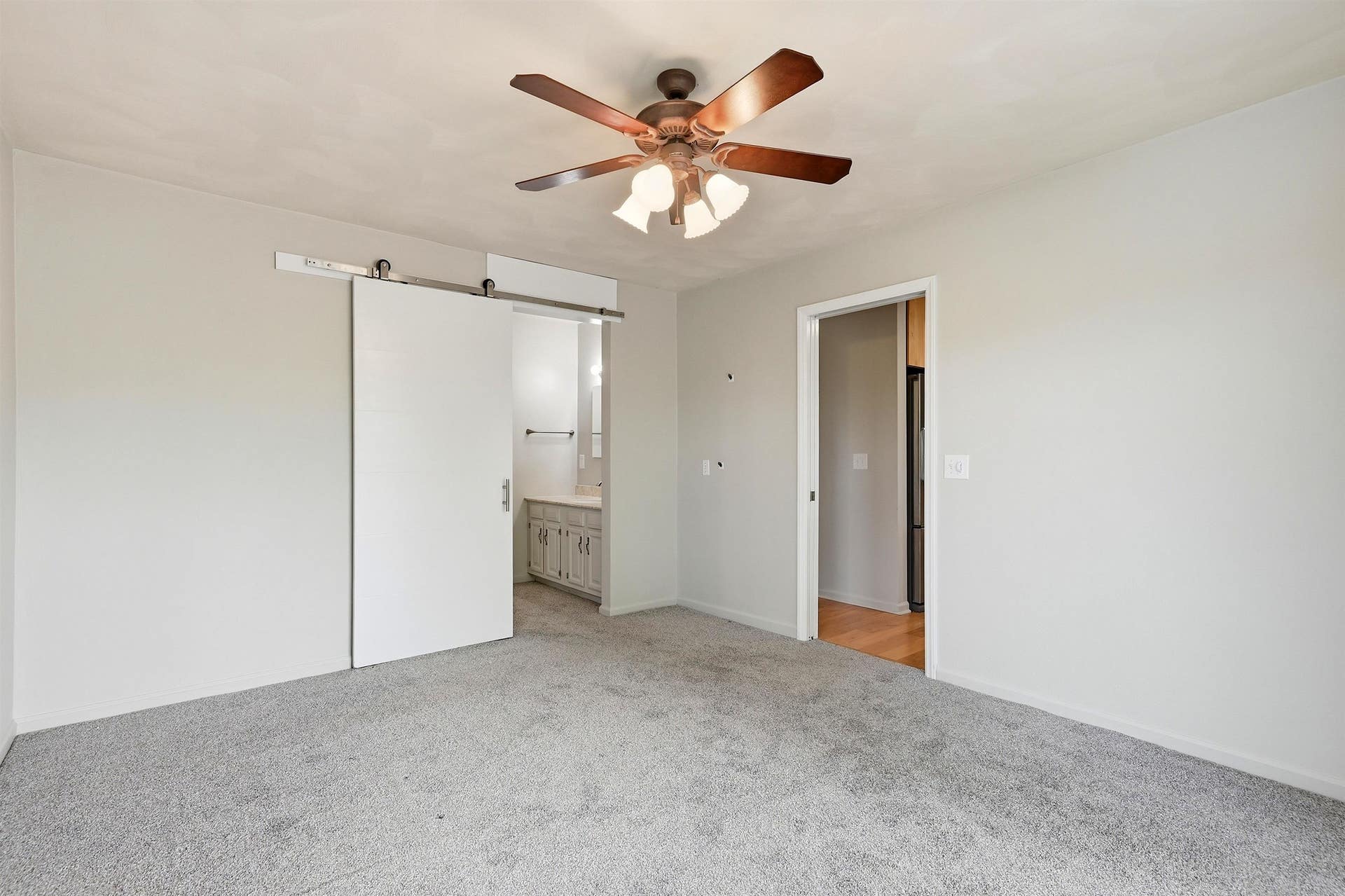 1729 MOUNTAINSIDE Drive, Blacksburg, VA 24060