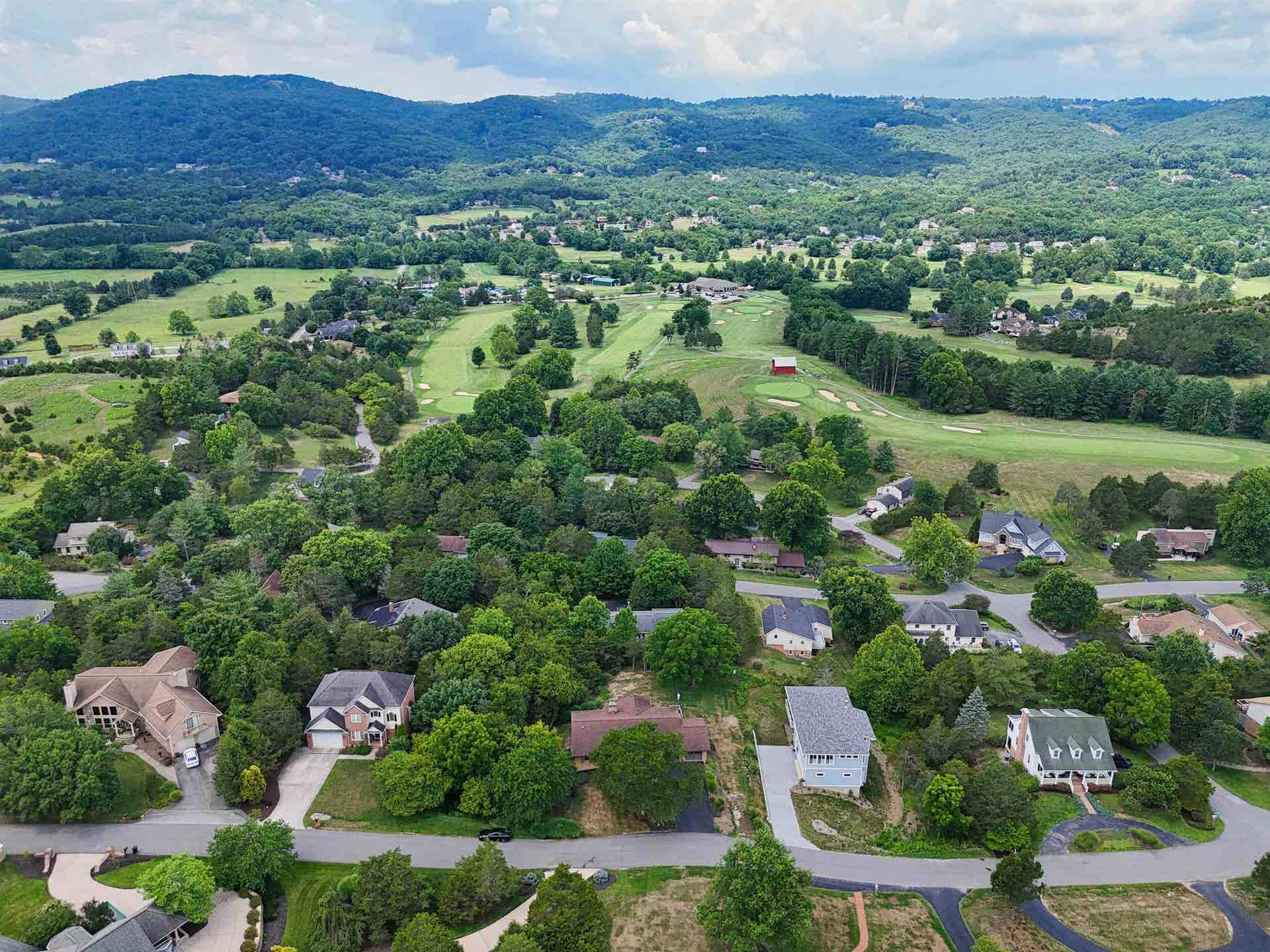 1729 MOUNTAINSIDE Drive, Blacksburg, VA 24060