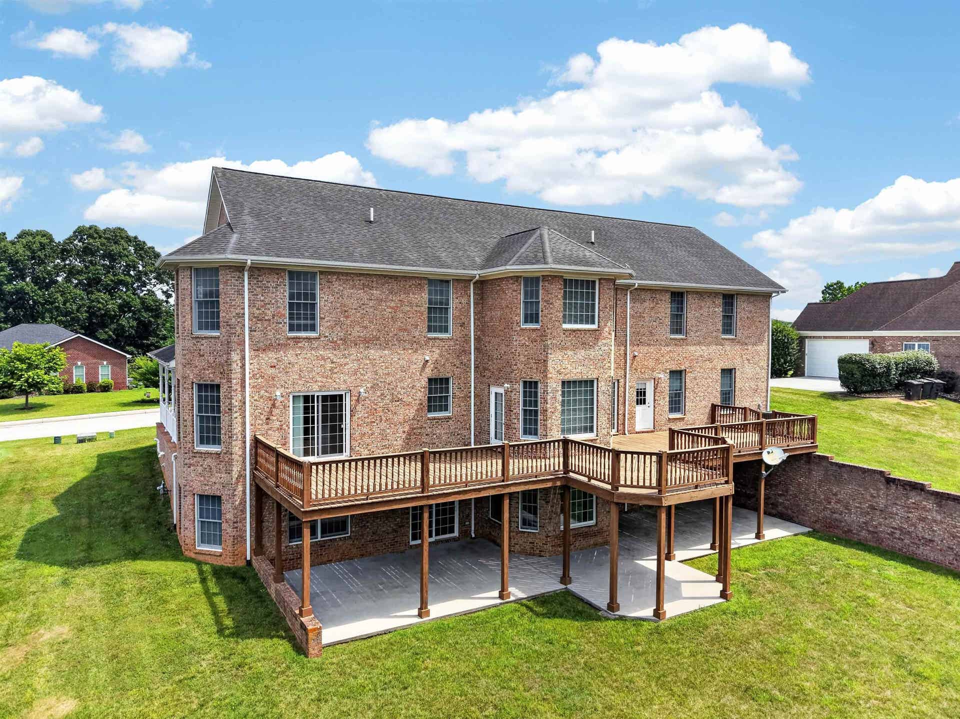 8241 River Course Drive, Radford, VA 24141