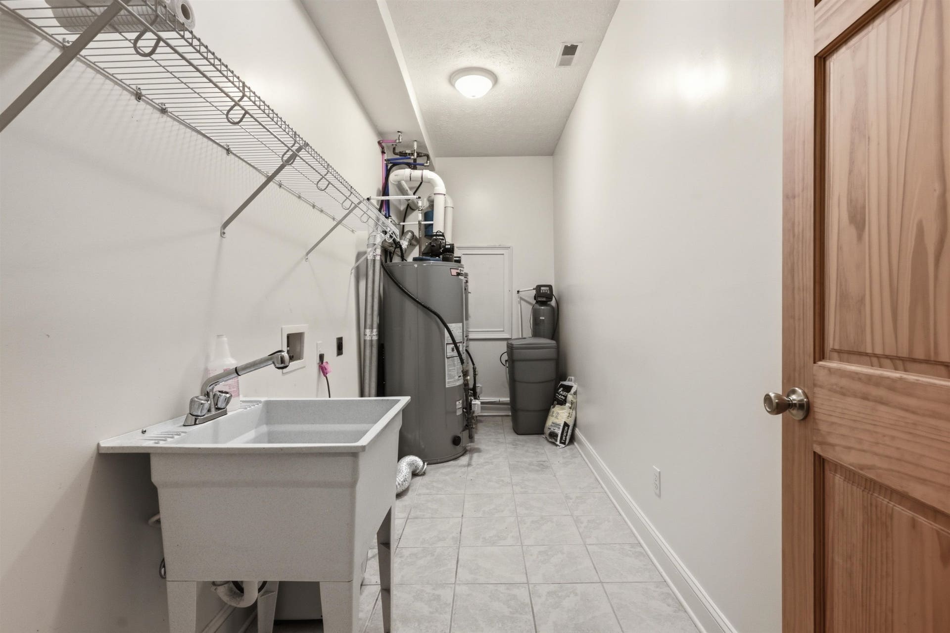 8241 River Course Drive, Radford, VA 24141