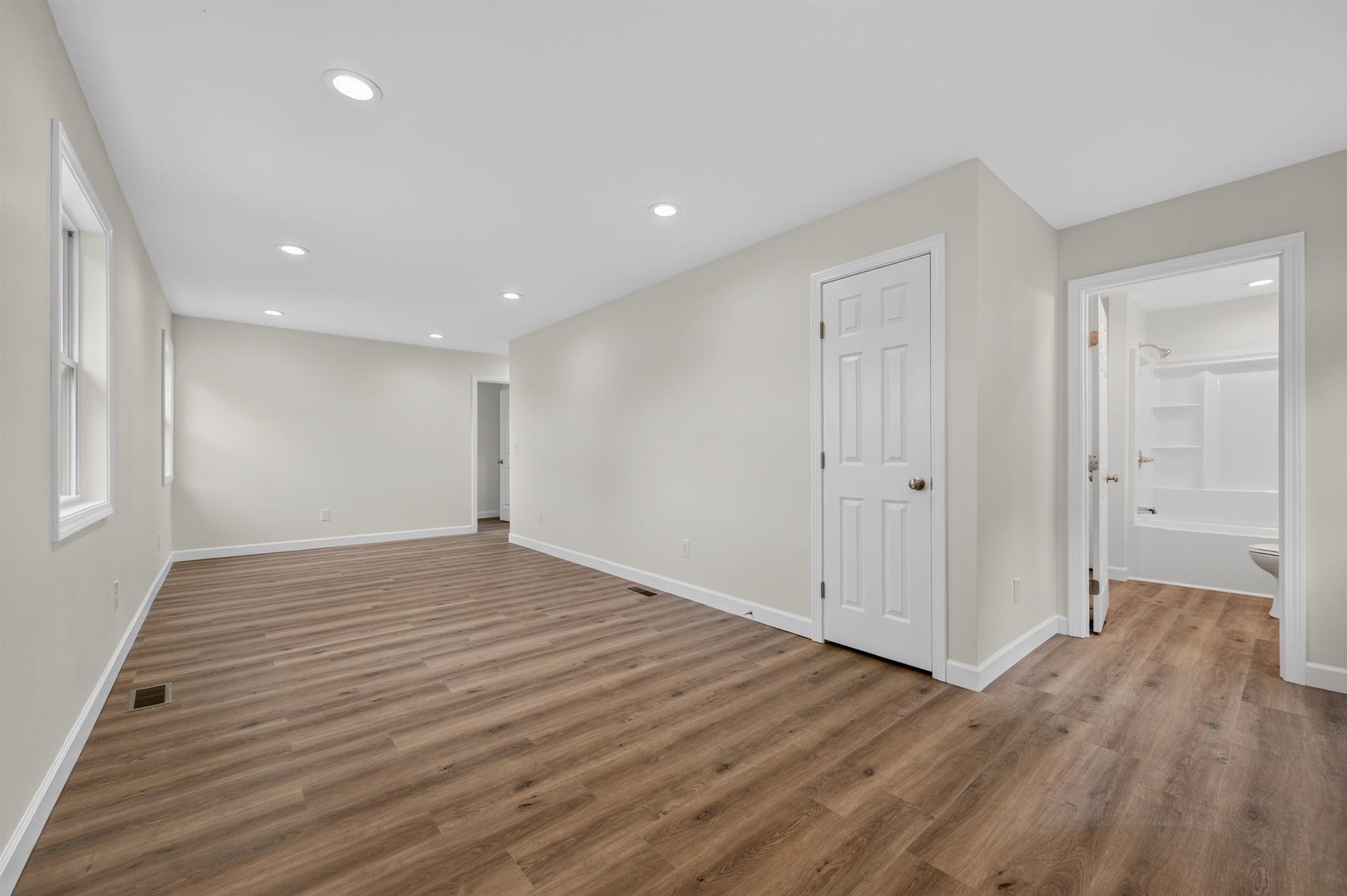 125 Dill Street, Narrows, VA 24124