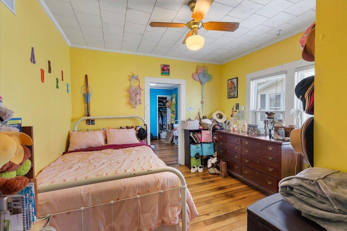 2209 W MAIN Street, Radford, VA 24141