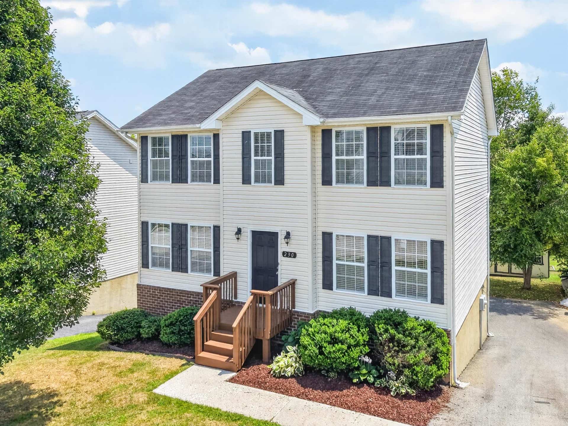 230 CHELSEA Loop, Christiansburg, VA 24073