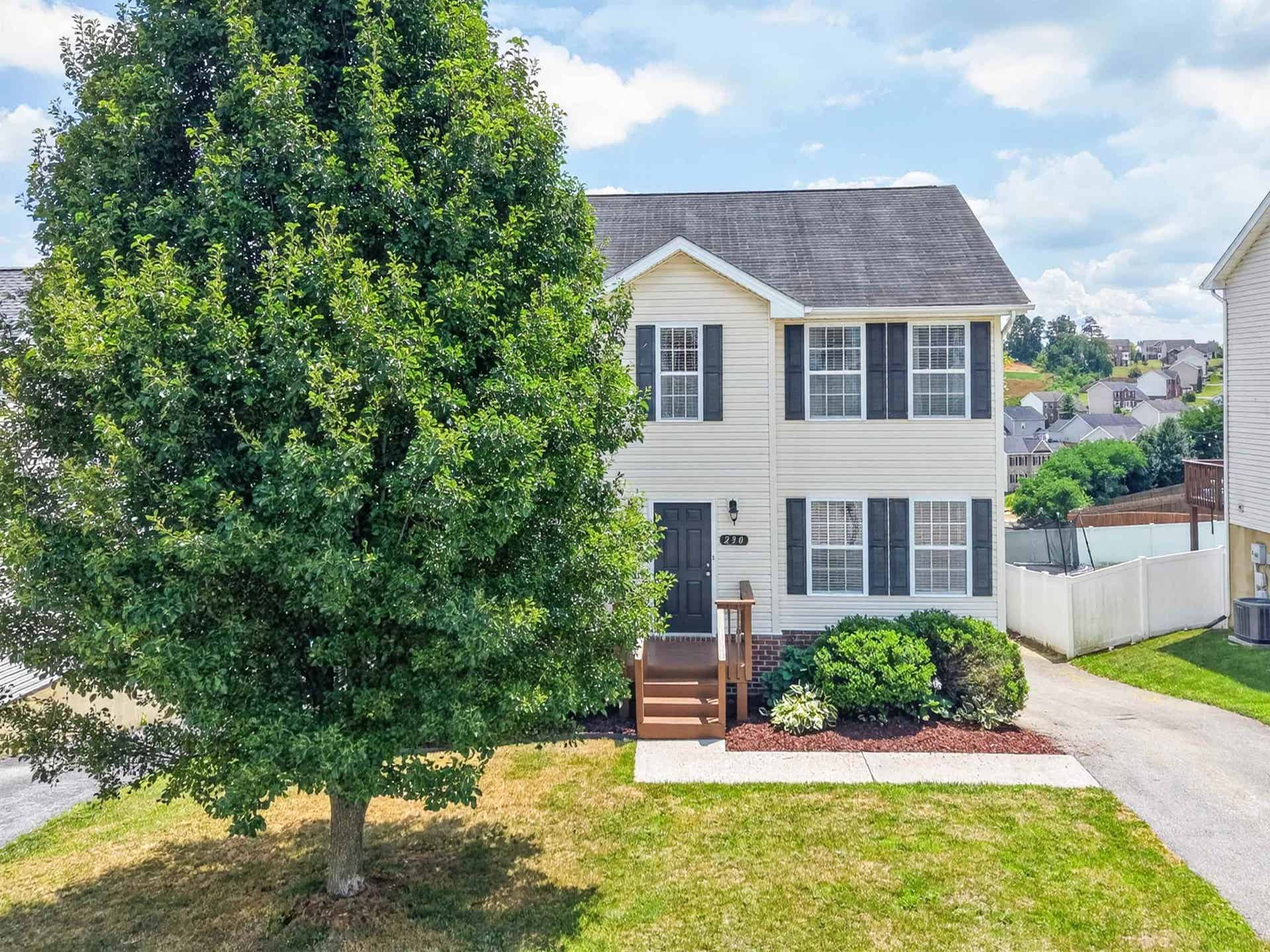 230 CHELSEA Loop, Christiansburg, VA 24073