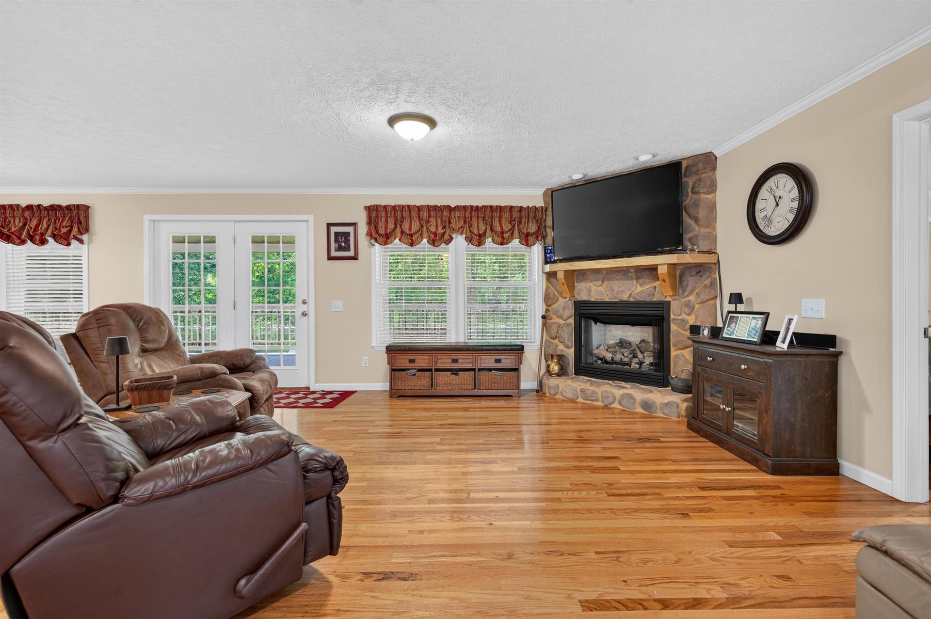 720 Caboose Lane, Pembroke, VA 24136