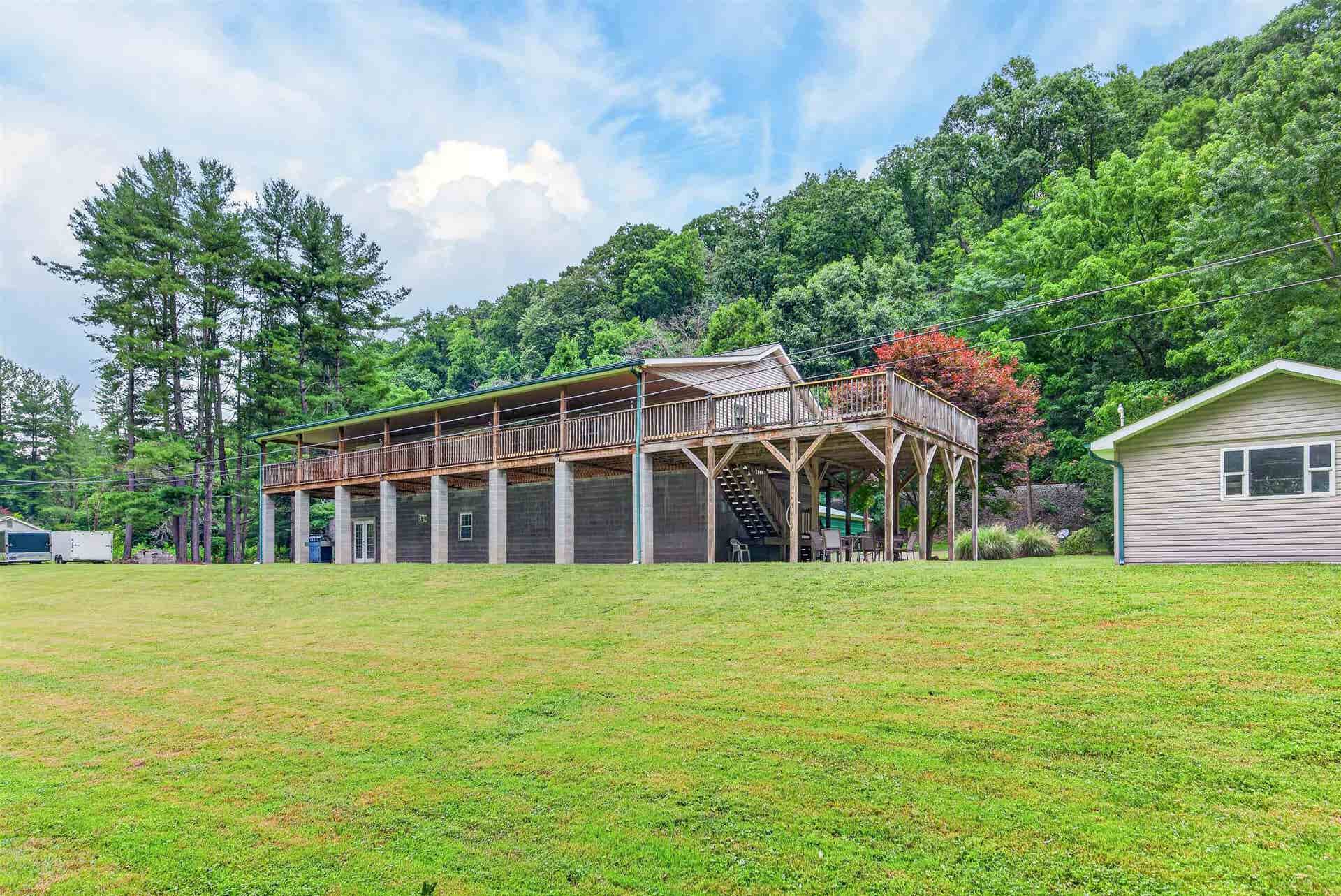720 Caboose Lane, Pembroke, VA 24136