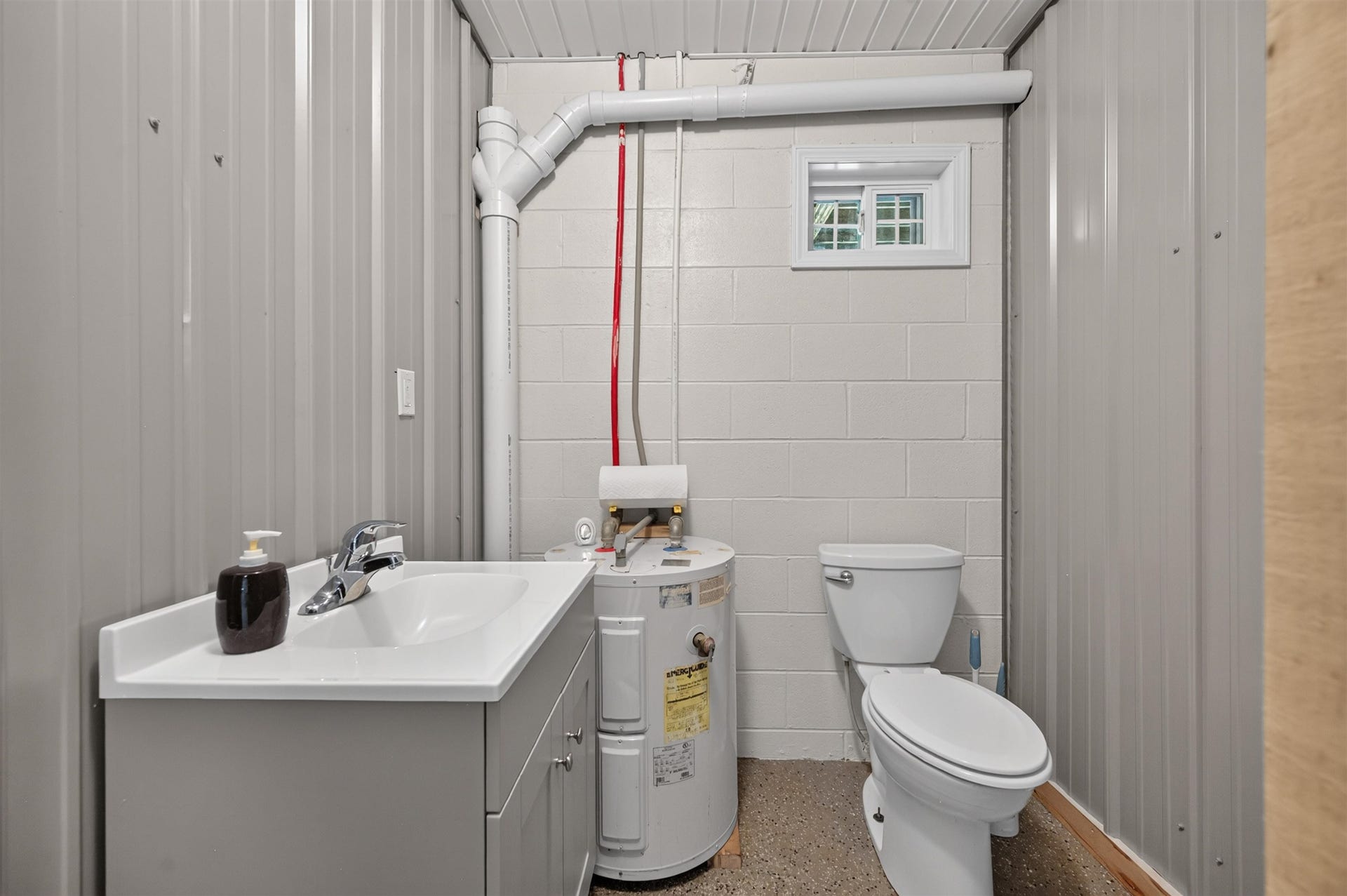 720 Caboose Lane, Pembroke, VA 24136