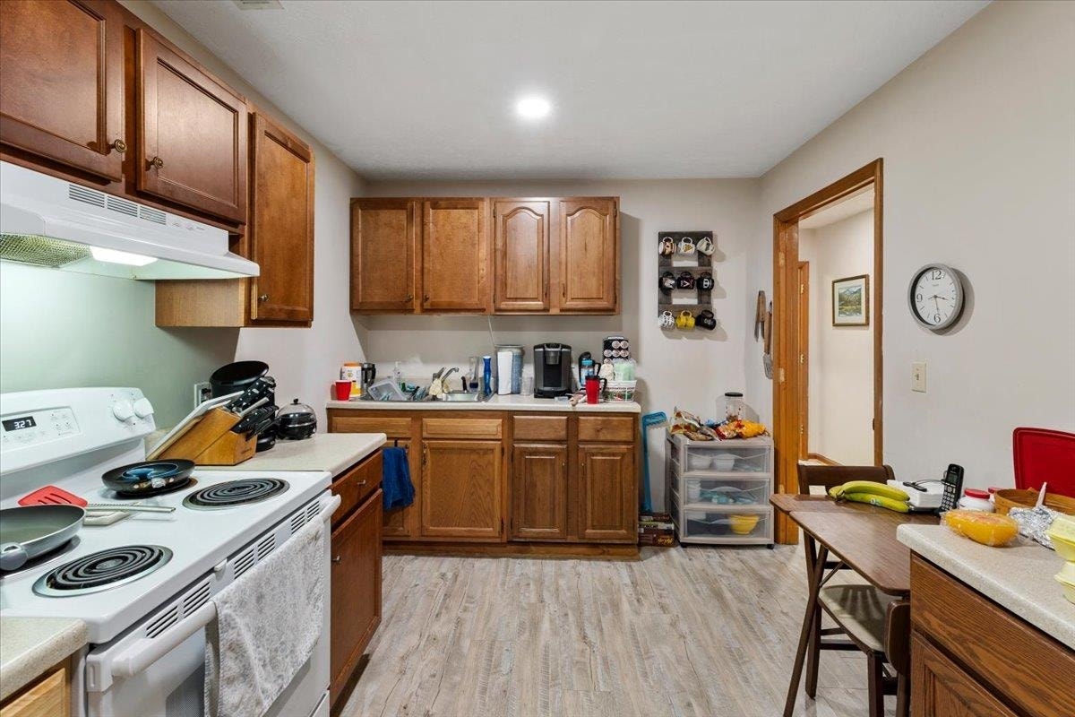 1194 Pulaski Giles Turnpike, Pearisburg, VA 24134