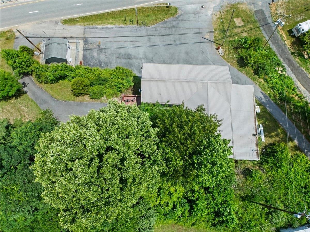 1194 Pulaski Giles Turnpike, Pearisburg, VA 24134