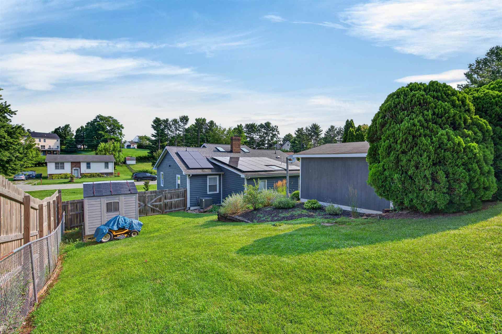 2405 Glade Drive, Christiansburg, VA 24073