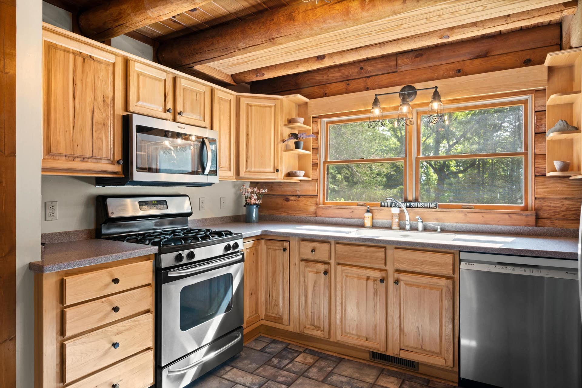 3302 DEER RUN Road, Blacksburg, VA 24060