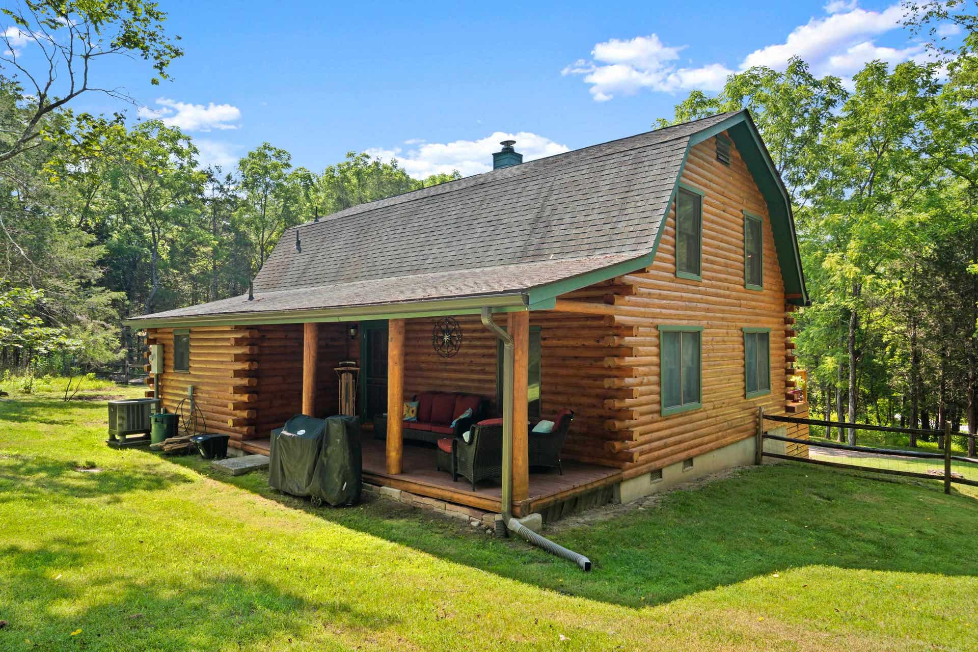3302 DEER RUN Road, Blacksburg, VA 24060