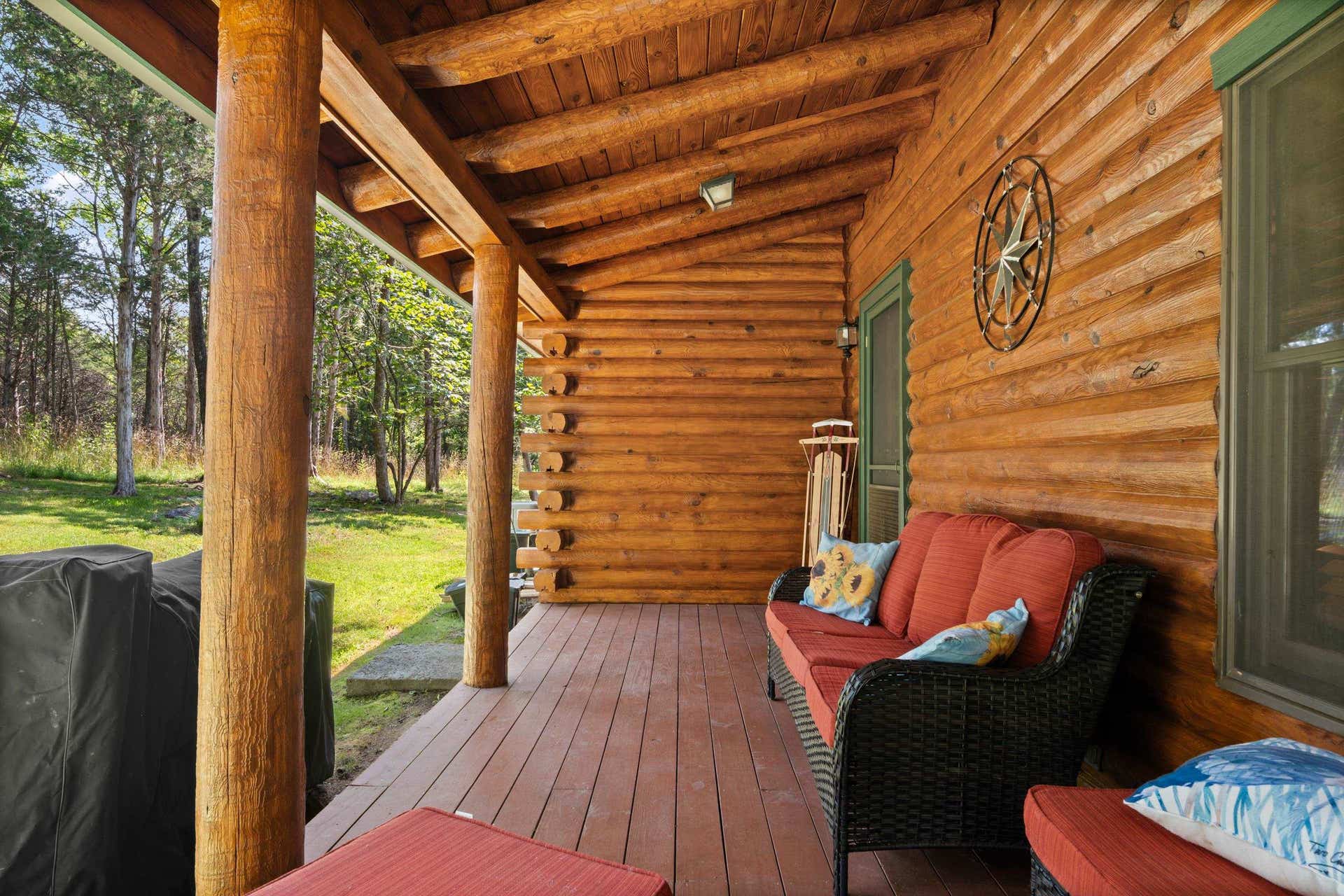 3302 DEER RUN Road, Blacksburg, VA 24060