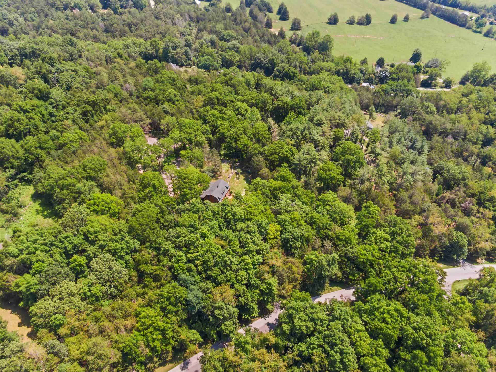 3302 DEER RUN Road, Blacksburg, VA 24060