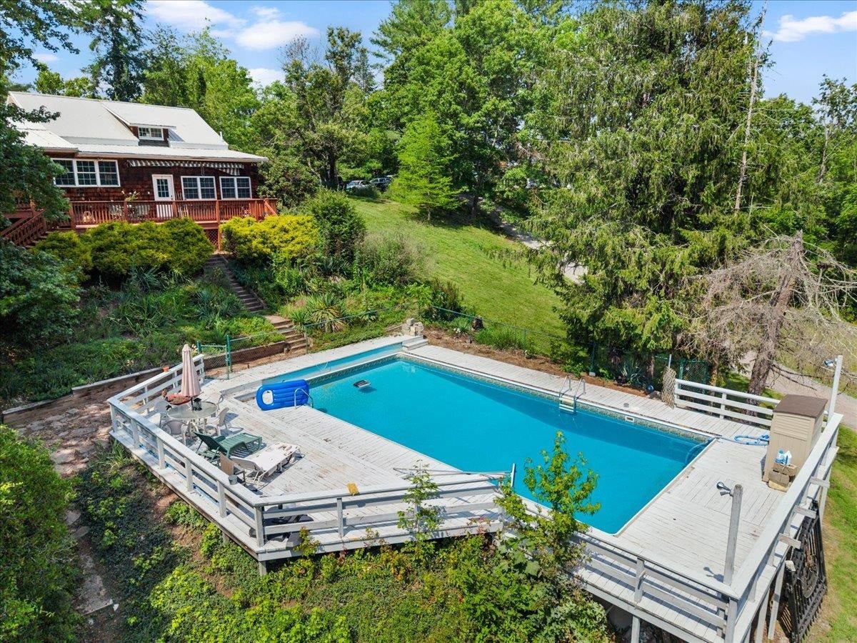 4549 ROBINSON TRACT Road, Pulaski, VA 24301