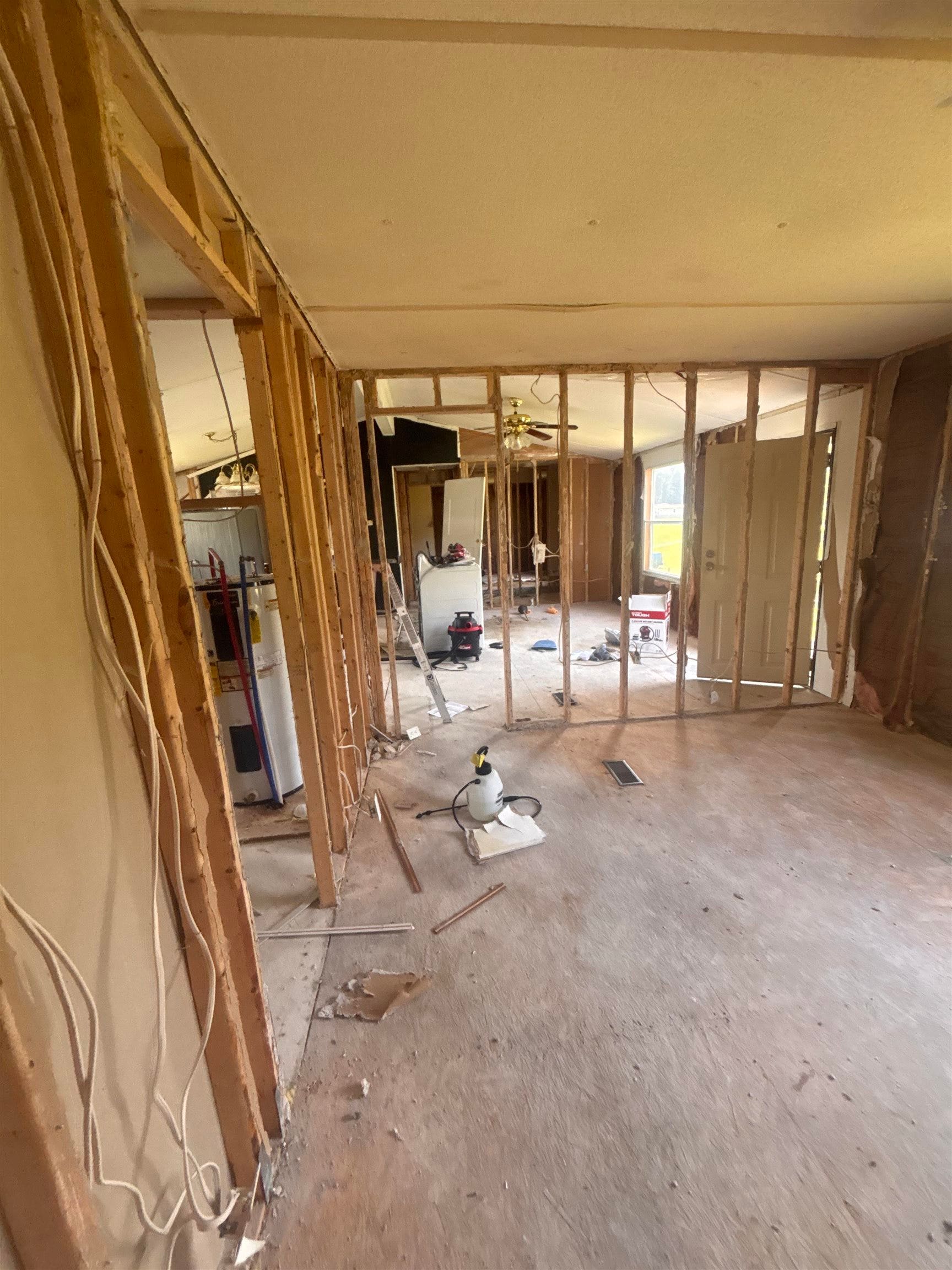 117 EVERGREEN Road, Pearisburg, VA 24134