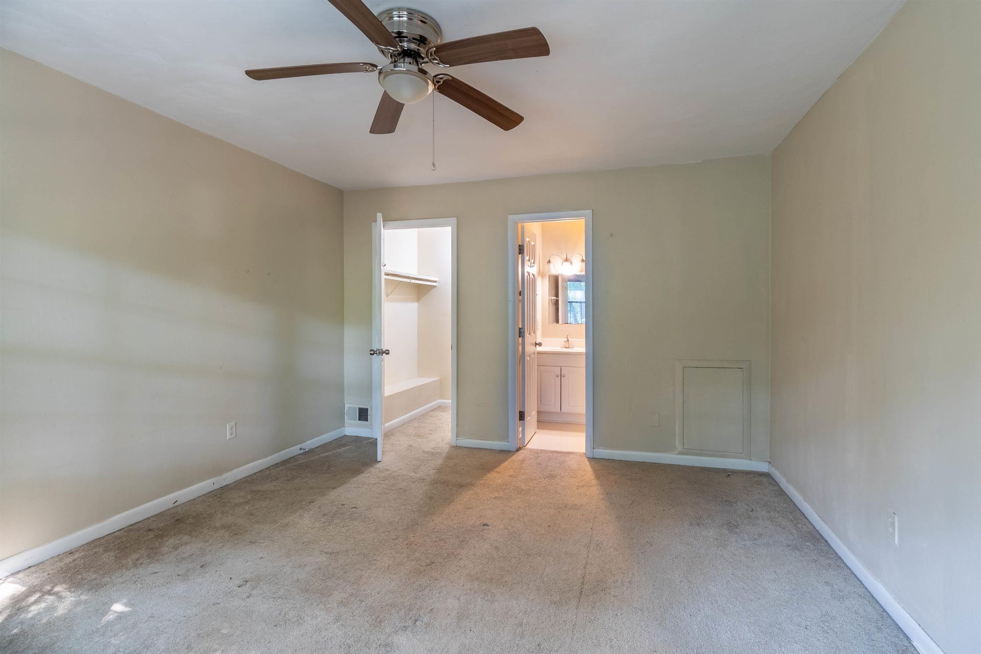 389 Charles Street, Blacksburg, VA 24060