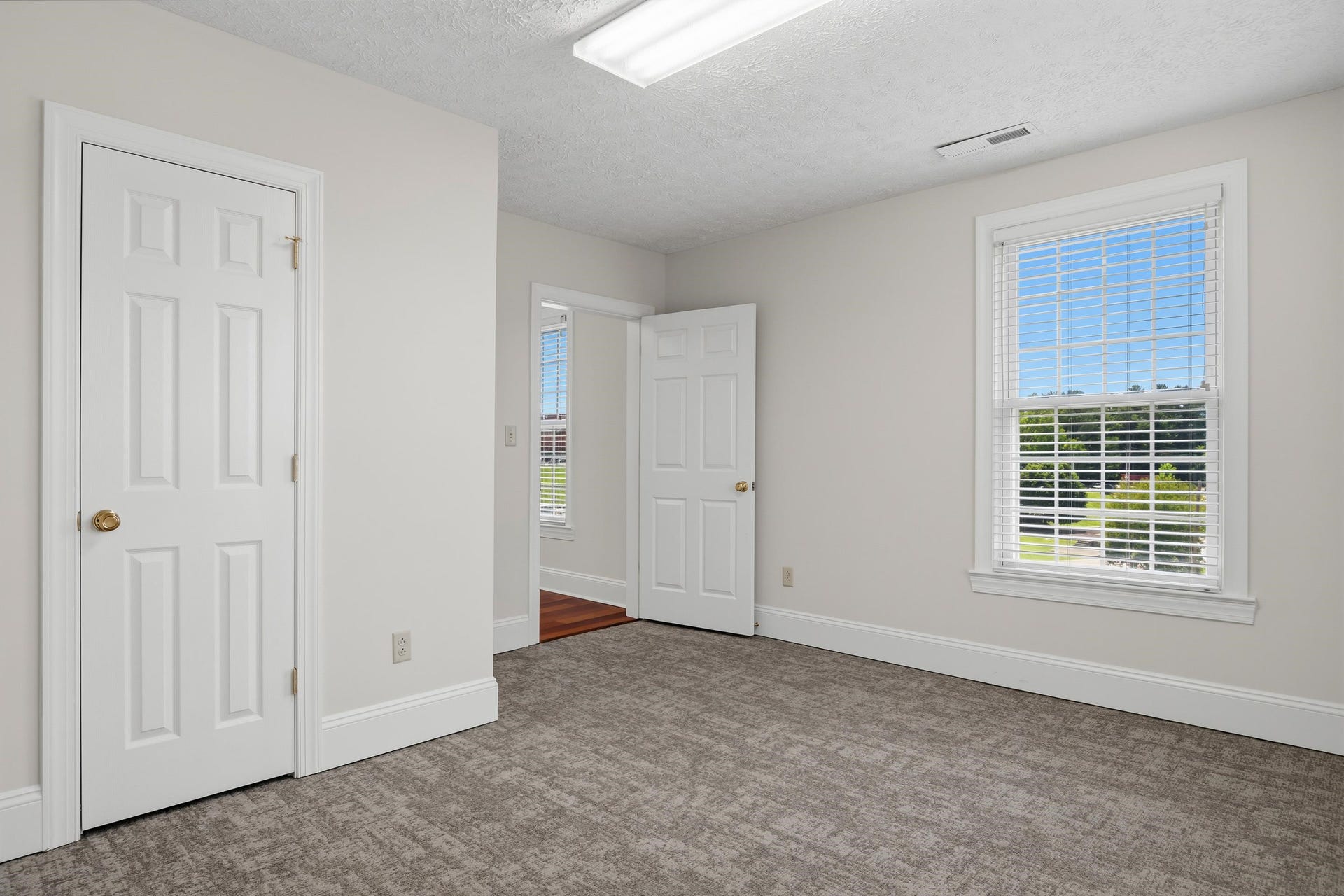 6245 University Park Drive, Radford, VA 24141