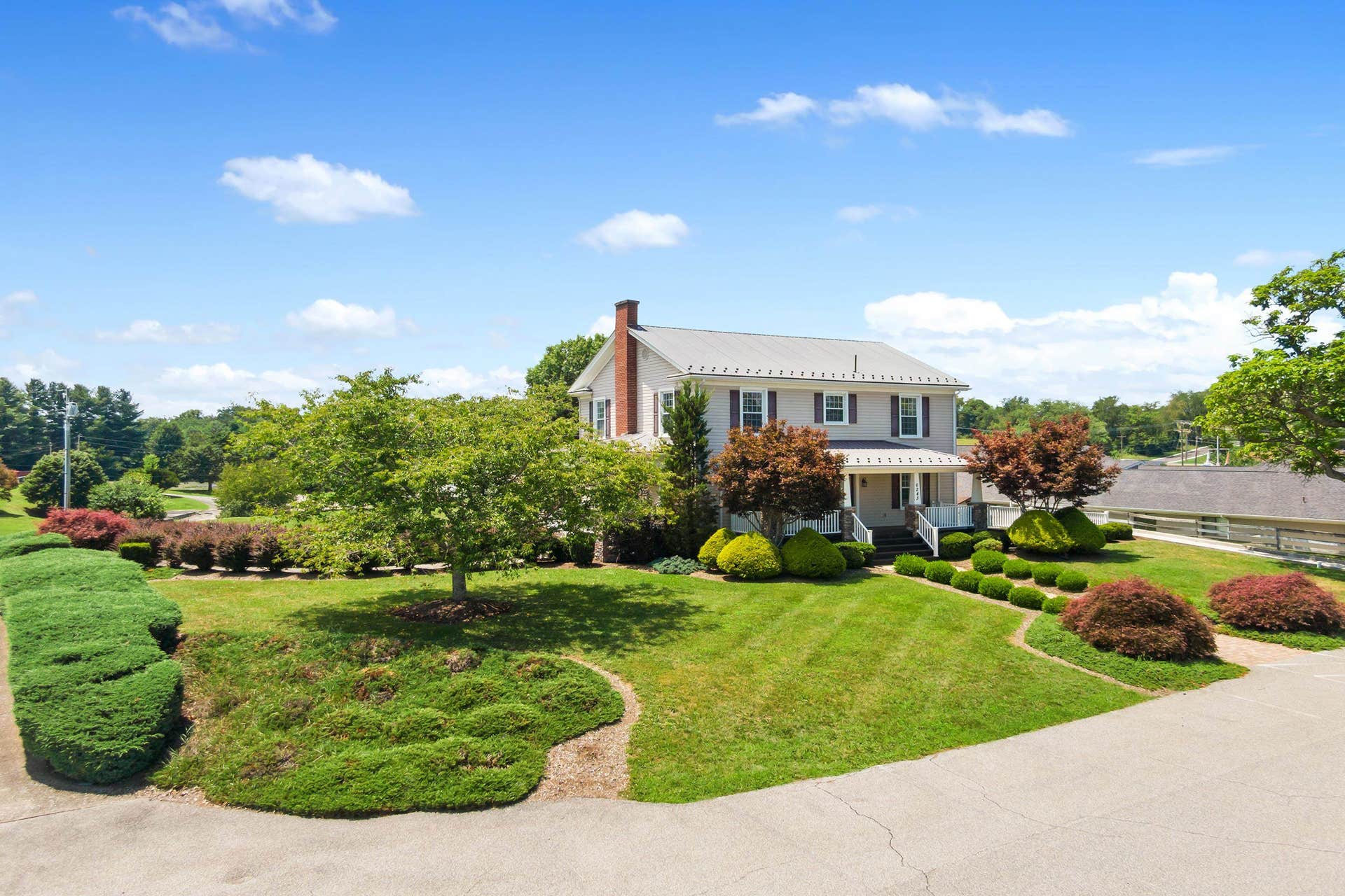 6245 University Park Drive, Radford, VA 24141
