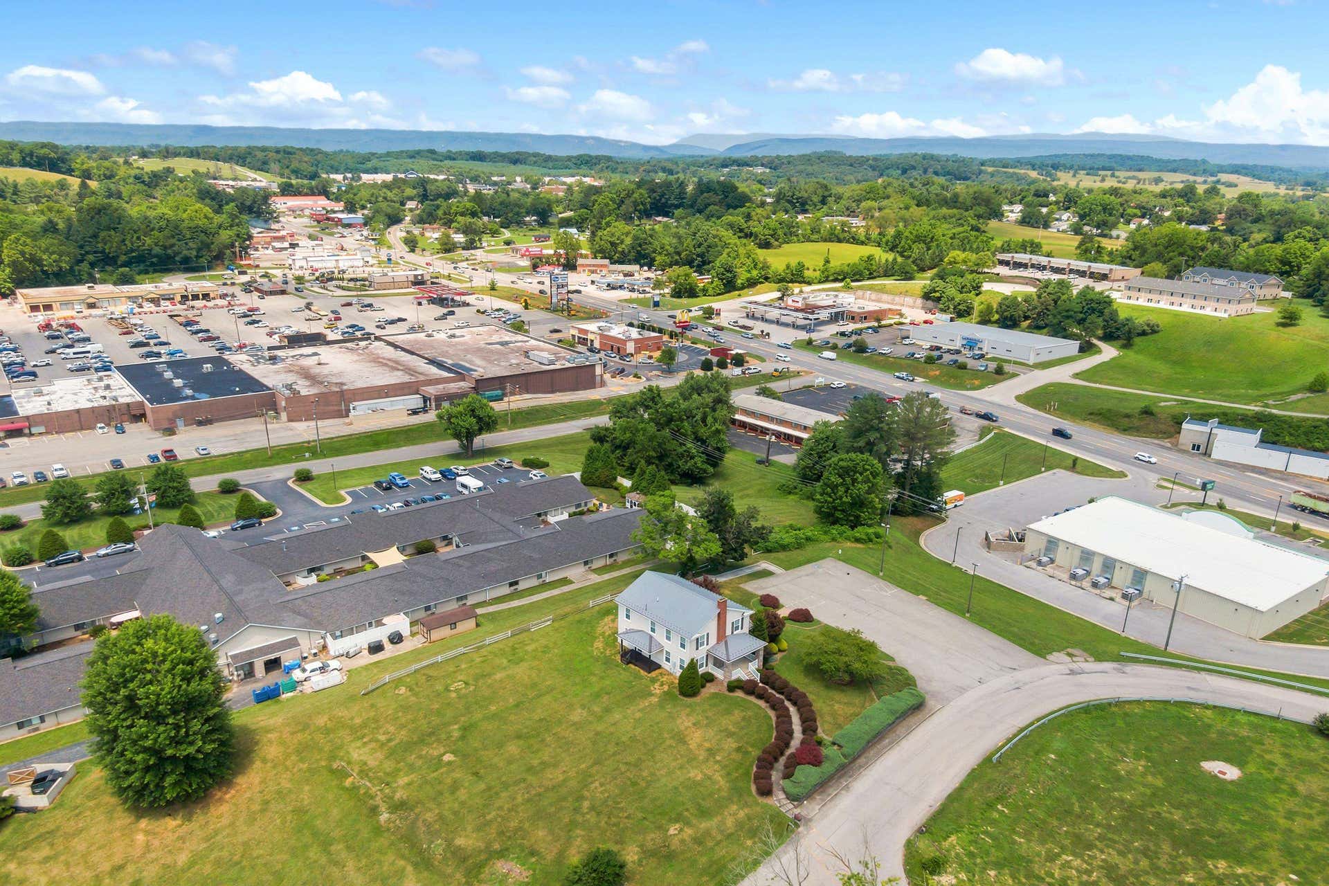 6245 University Park Drive, Radford, VA 24141