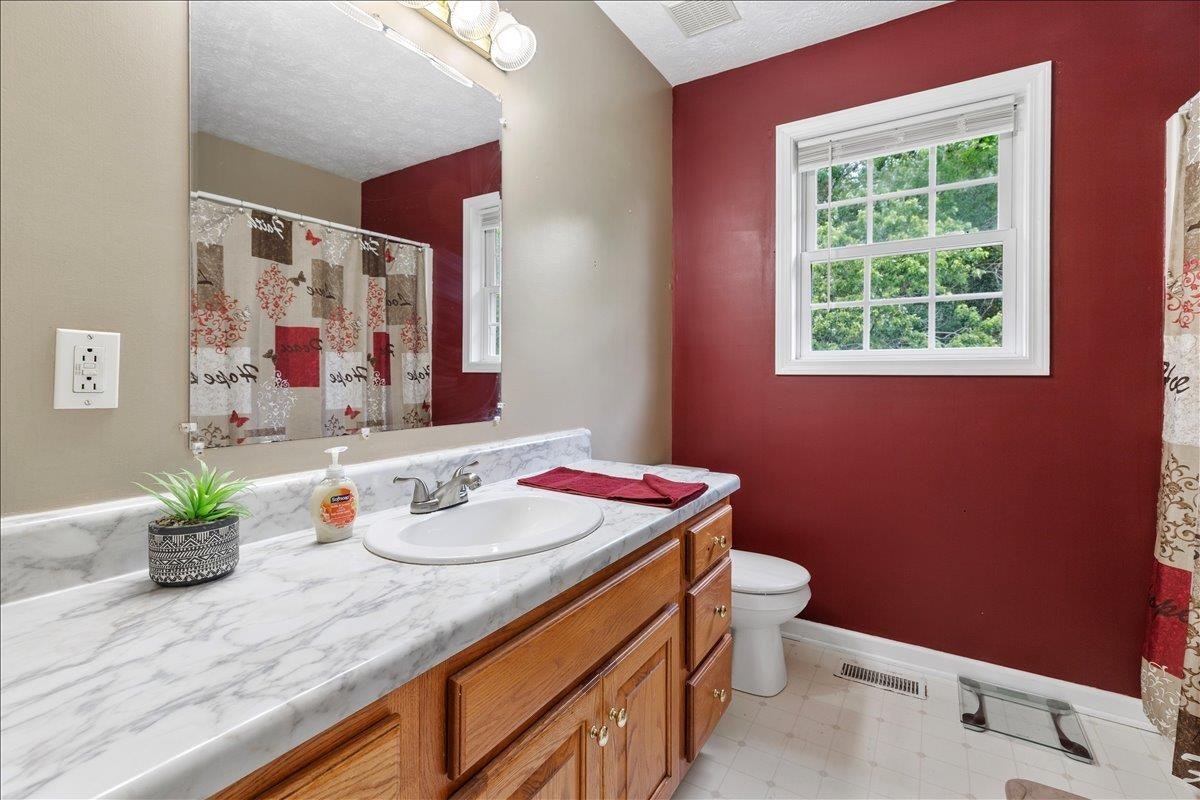 408 GILES Avenue, Dublin, VA 24084