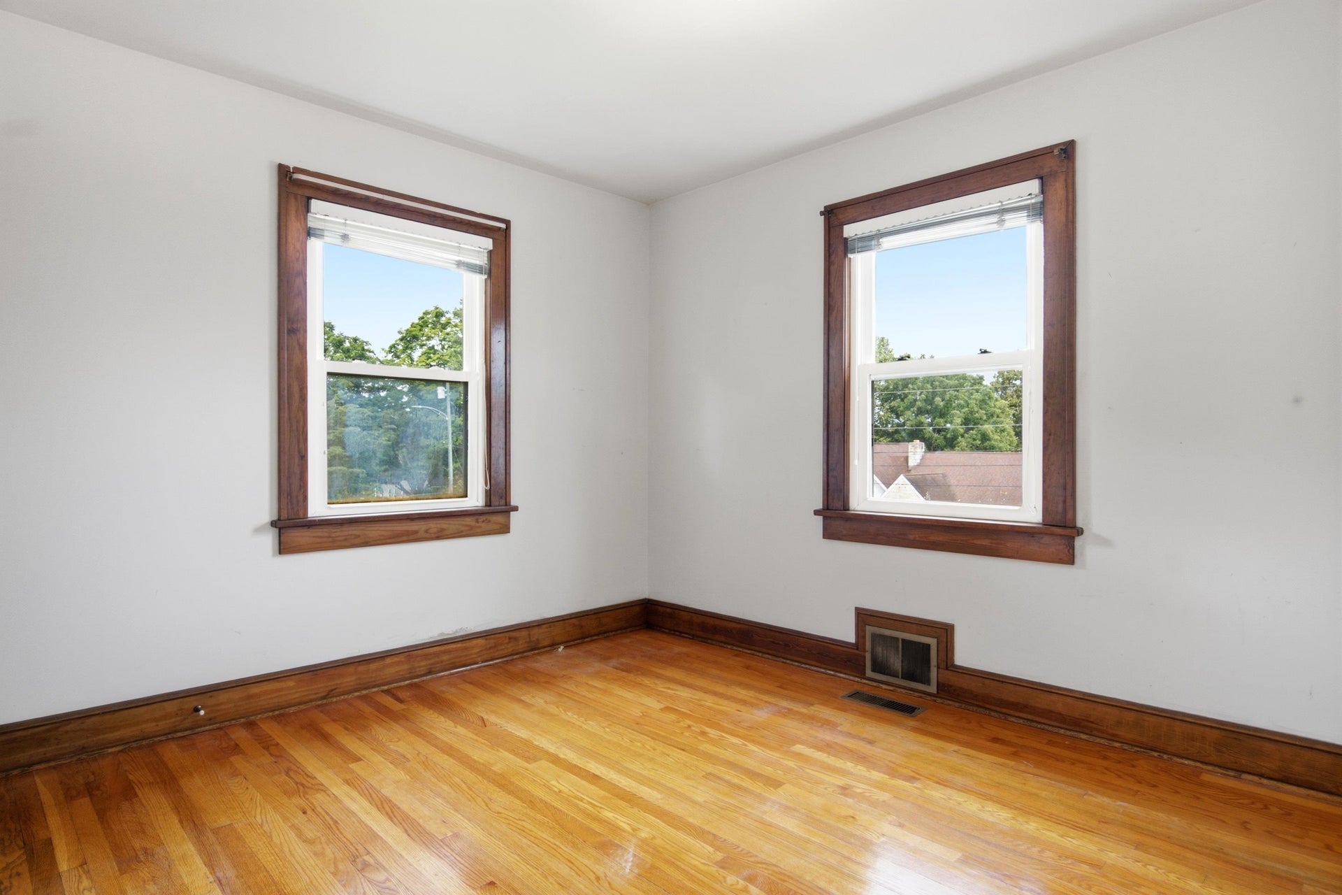 300 Arlington Avenue, Radford, VA 24141
