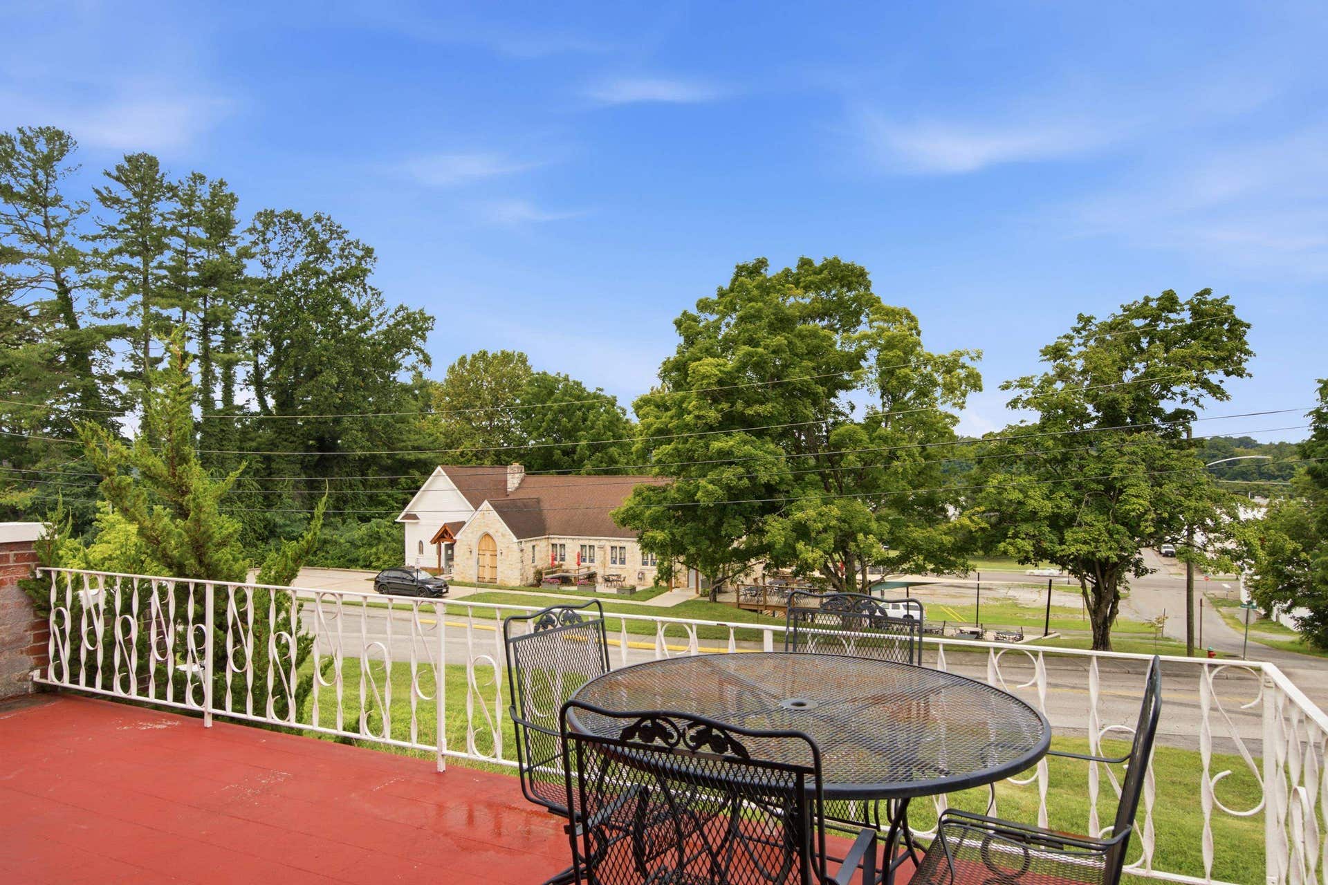 300 Arlington Avenue, Radford, VA 24141