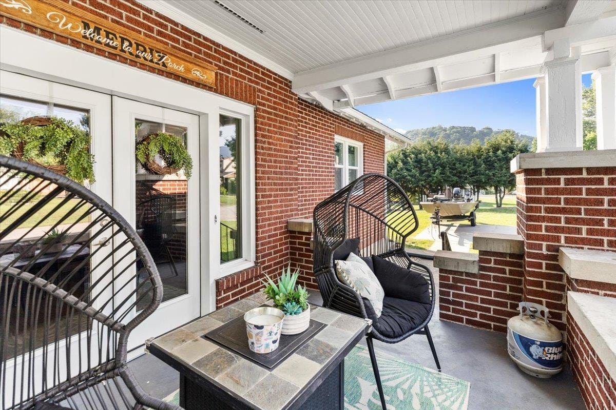 511 Westview Street, Narrows, VA 24124