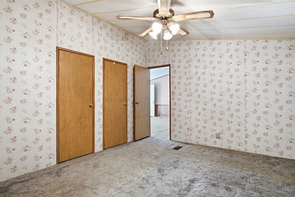 1738 Old Wolf Creek Road, Narrows, VA 24124