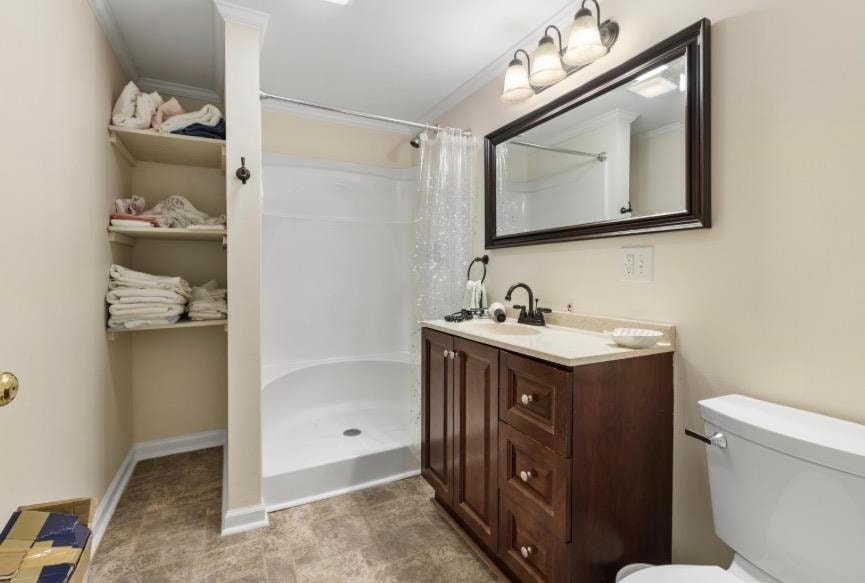 373 Lead Mine Road, Austinville, VA 24312